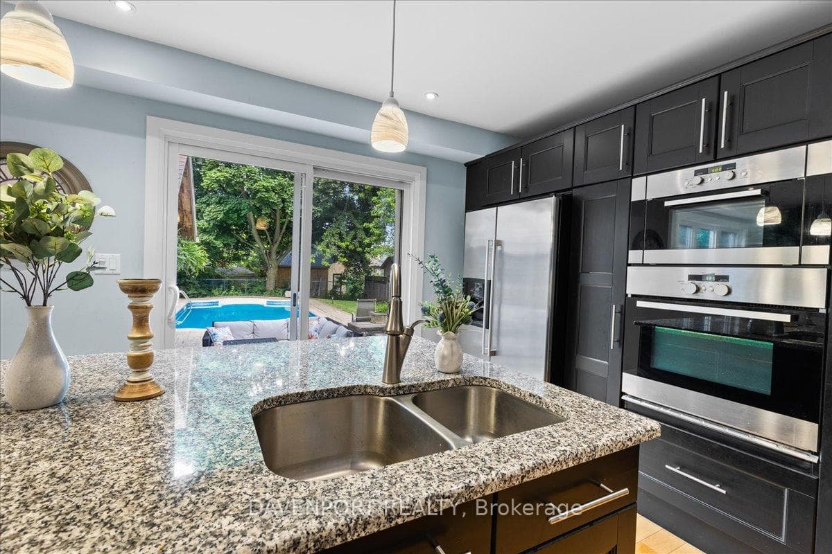 20 Knell Drive photo 9
