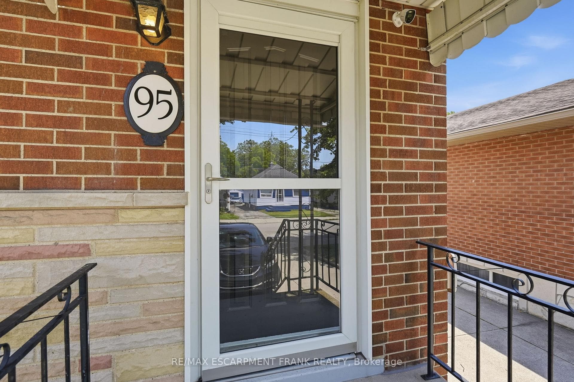 95 East 18th Street Unit 1 photo 4