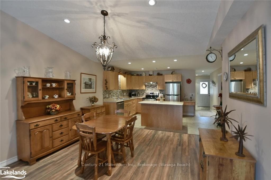 138 MEADOW Lane photo 33