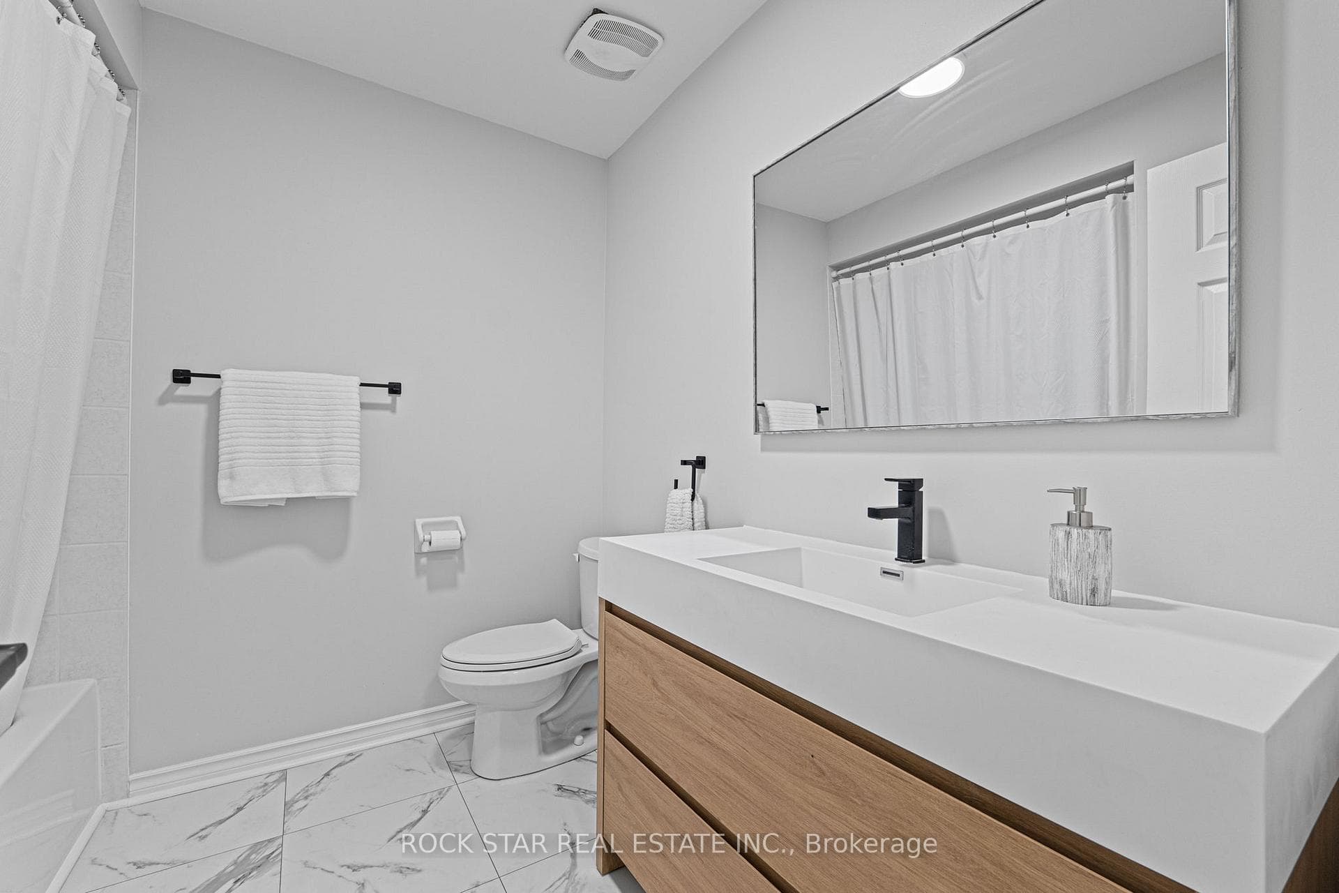 486 Acumen Court photo 27