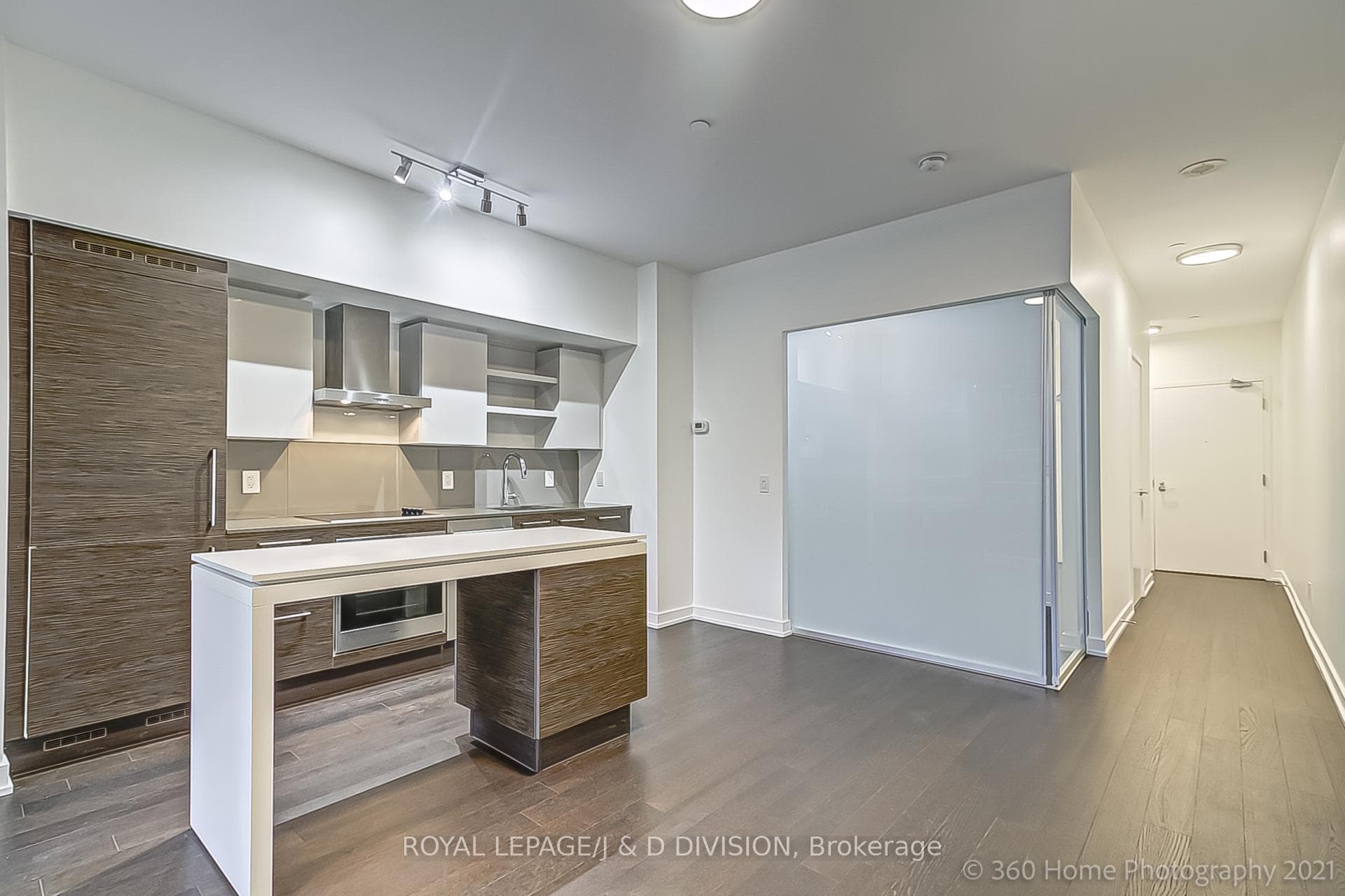 1030 King Street Unit 435 photo 6