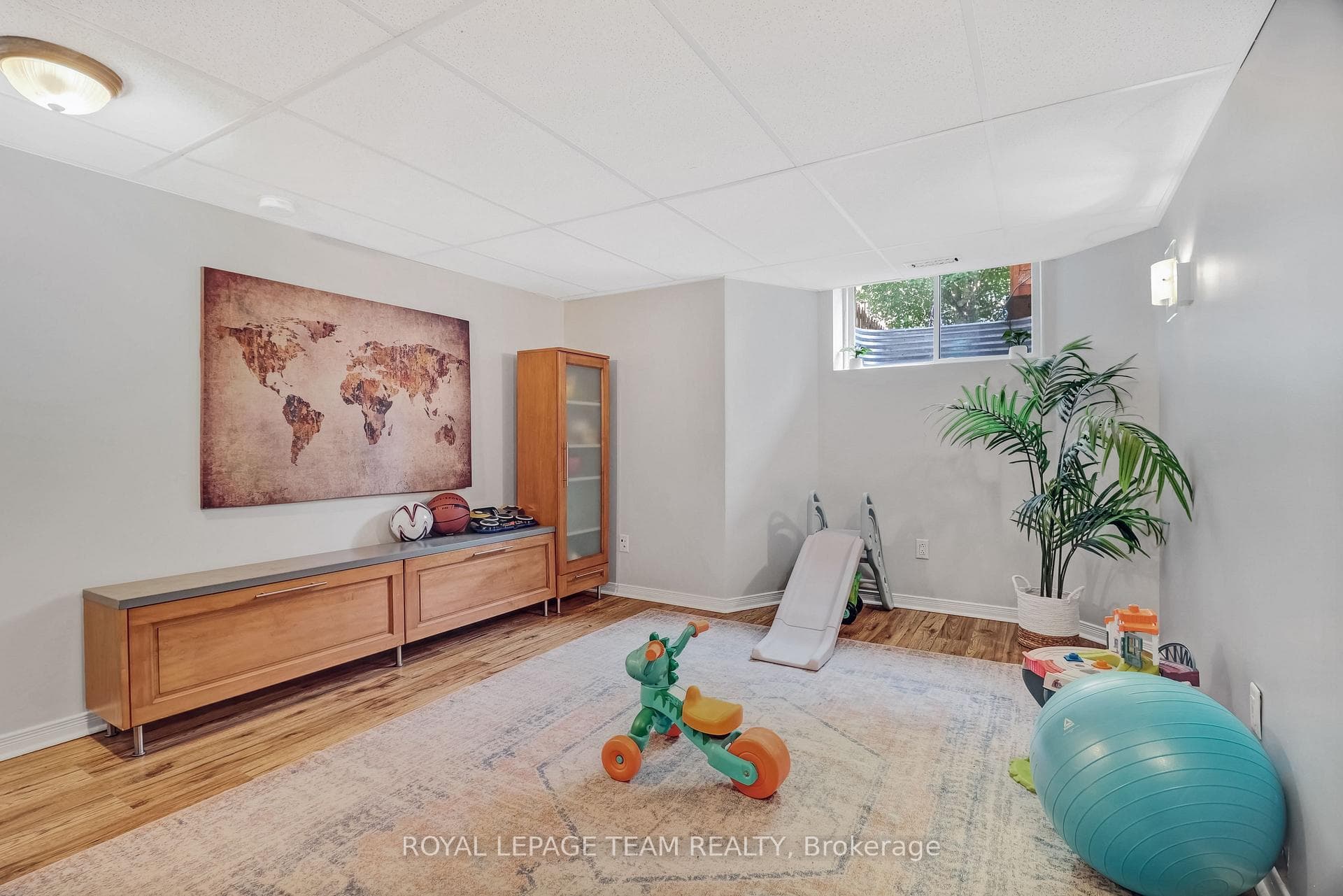 74 Milner Downs Crescent photo 19