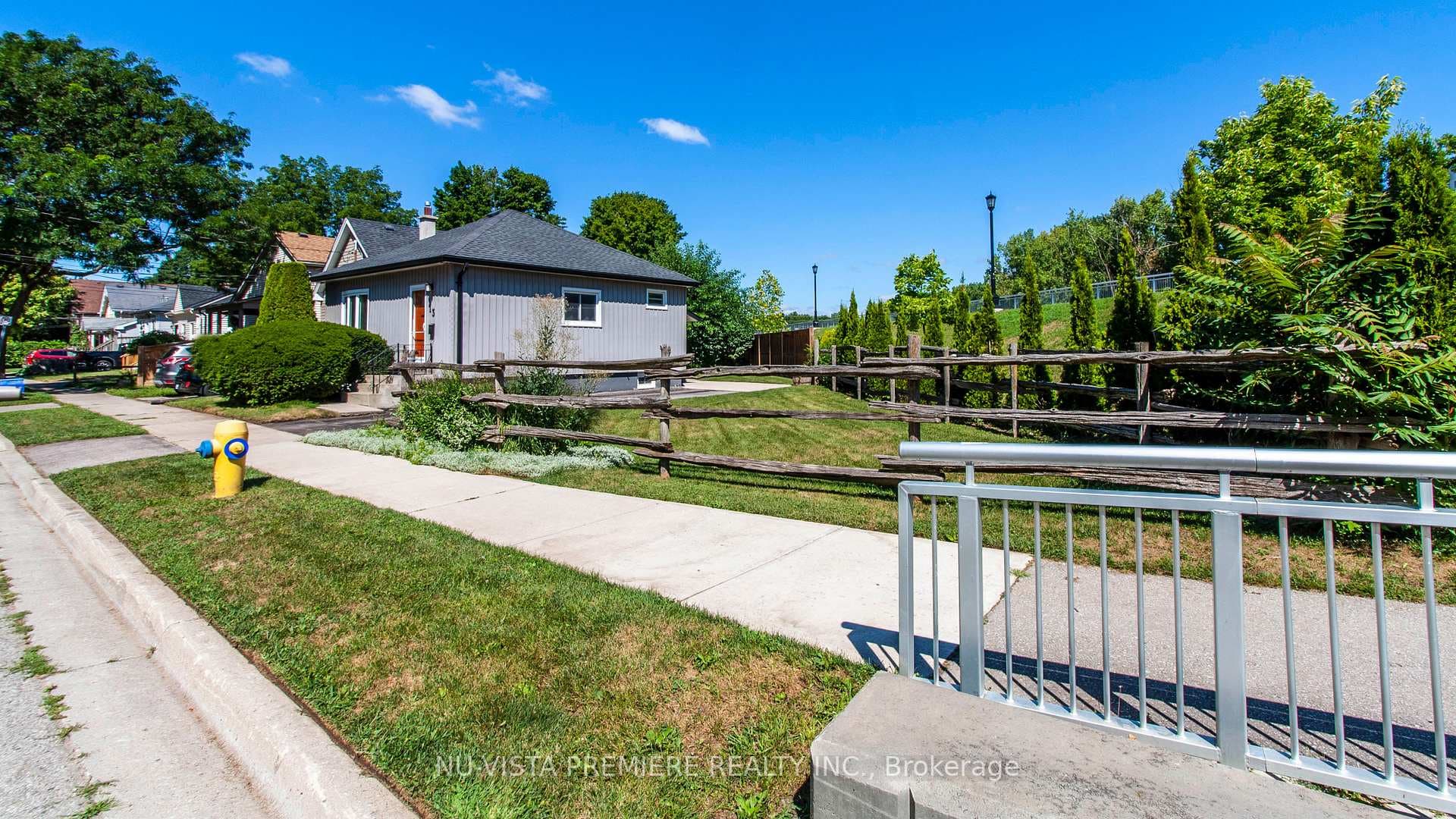 13 Empress Avenue photo 5