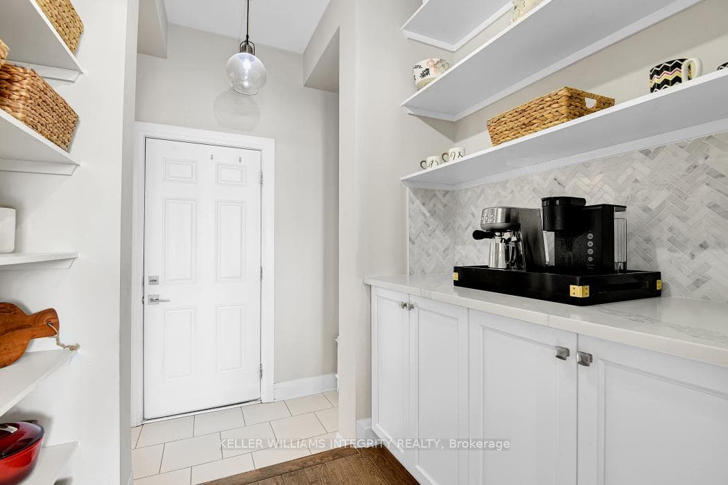 828 Carnelian Crescent photo 10