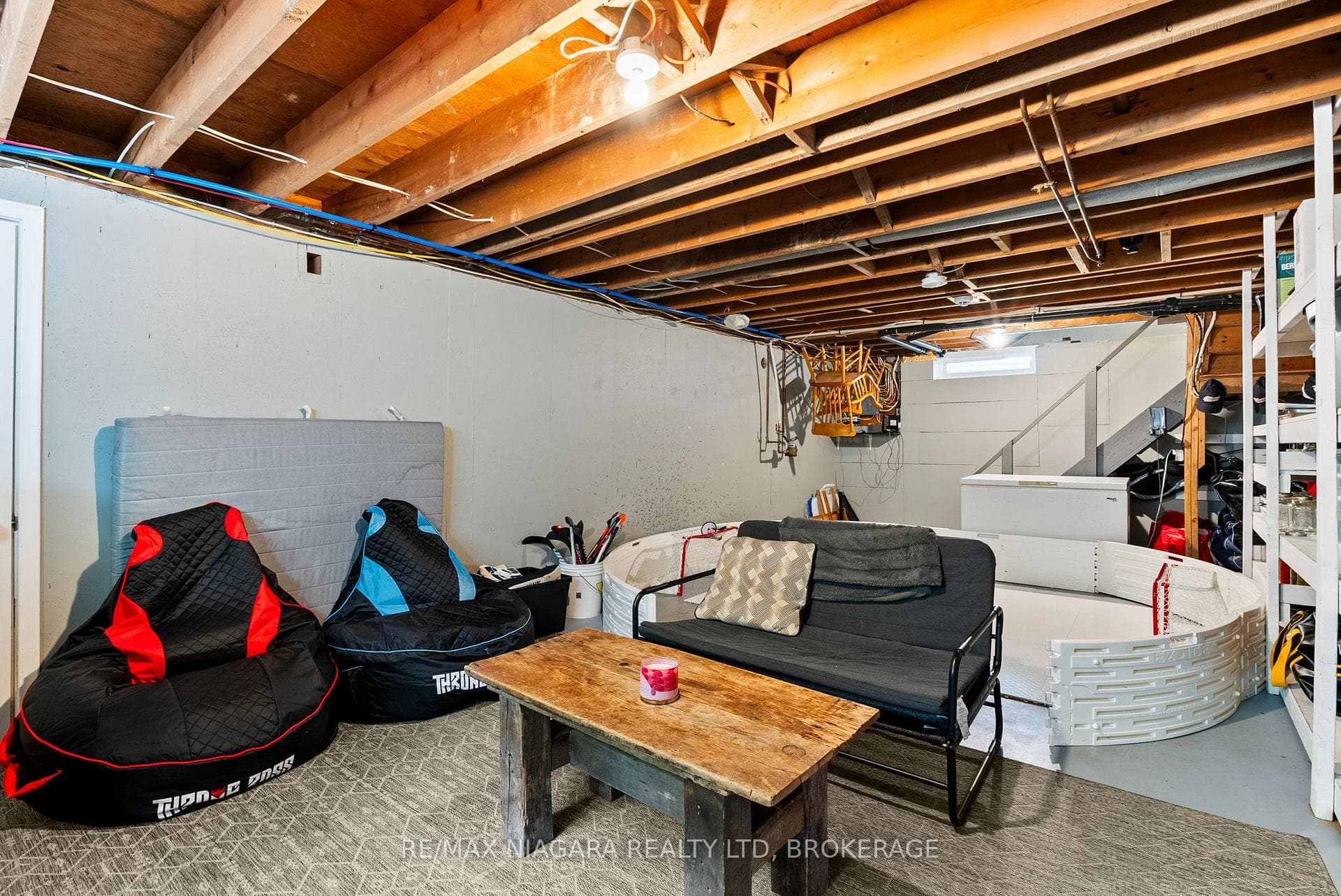 848 East And West Line Road photo 21