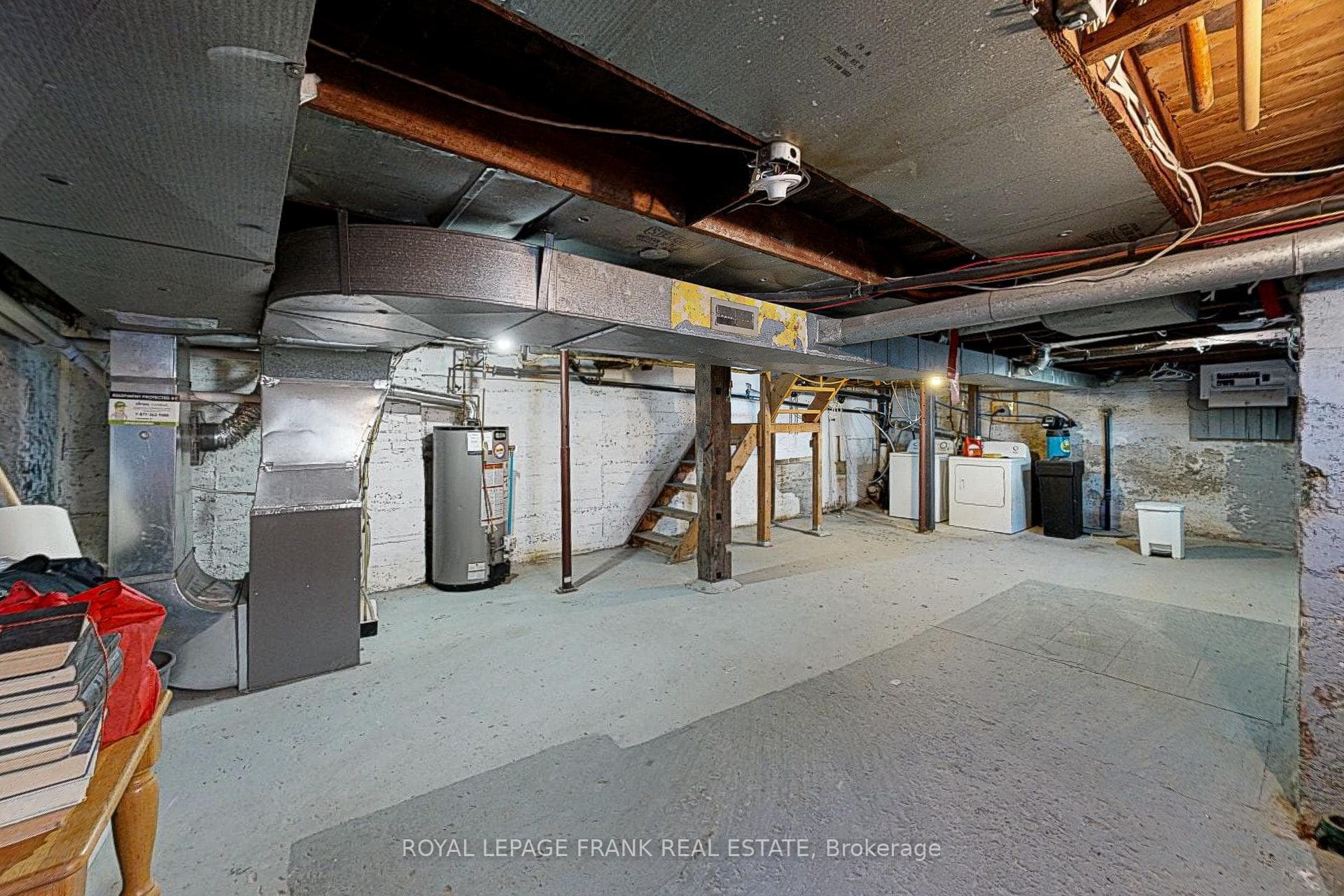 305 Nassau Street photo 18