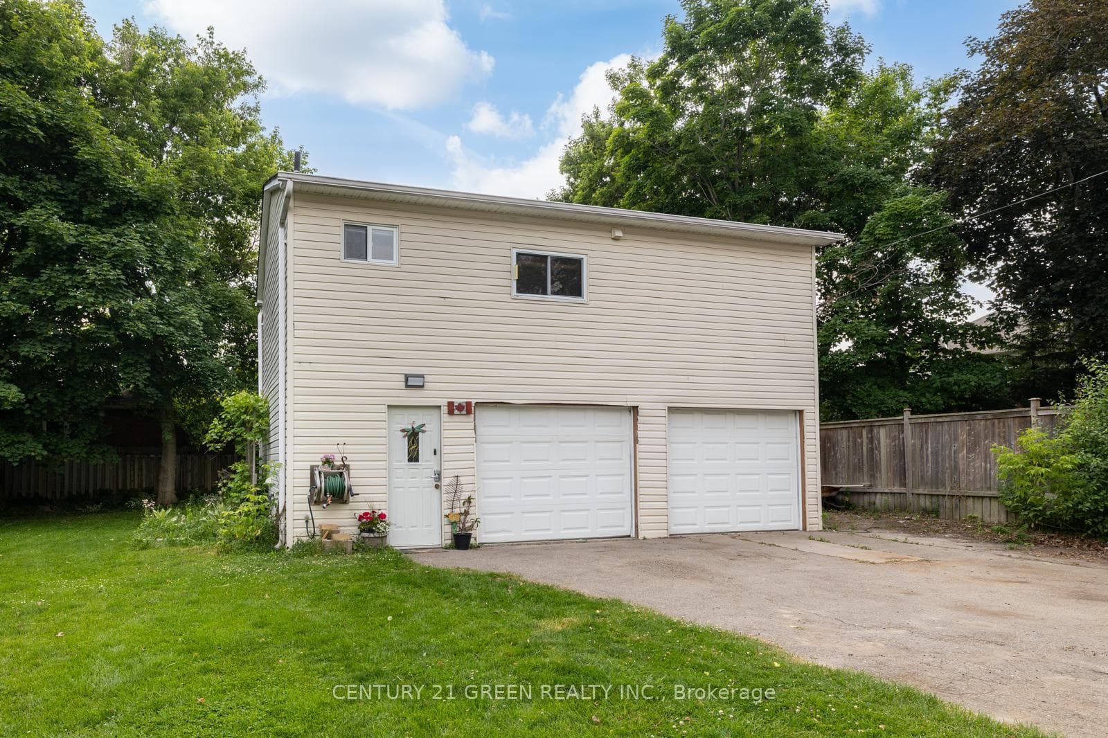 3012 Courtice Road photo 3