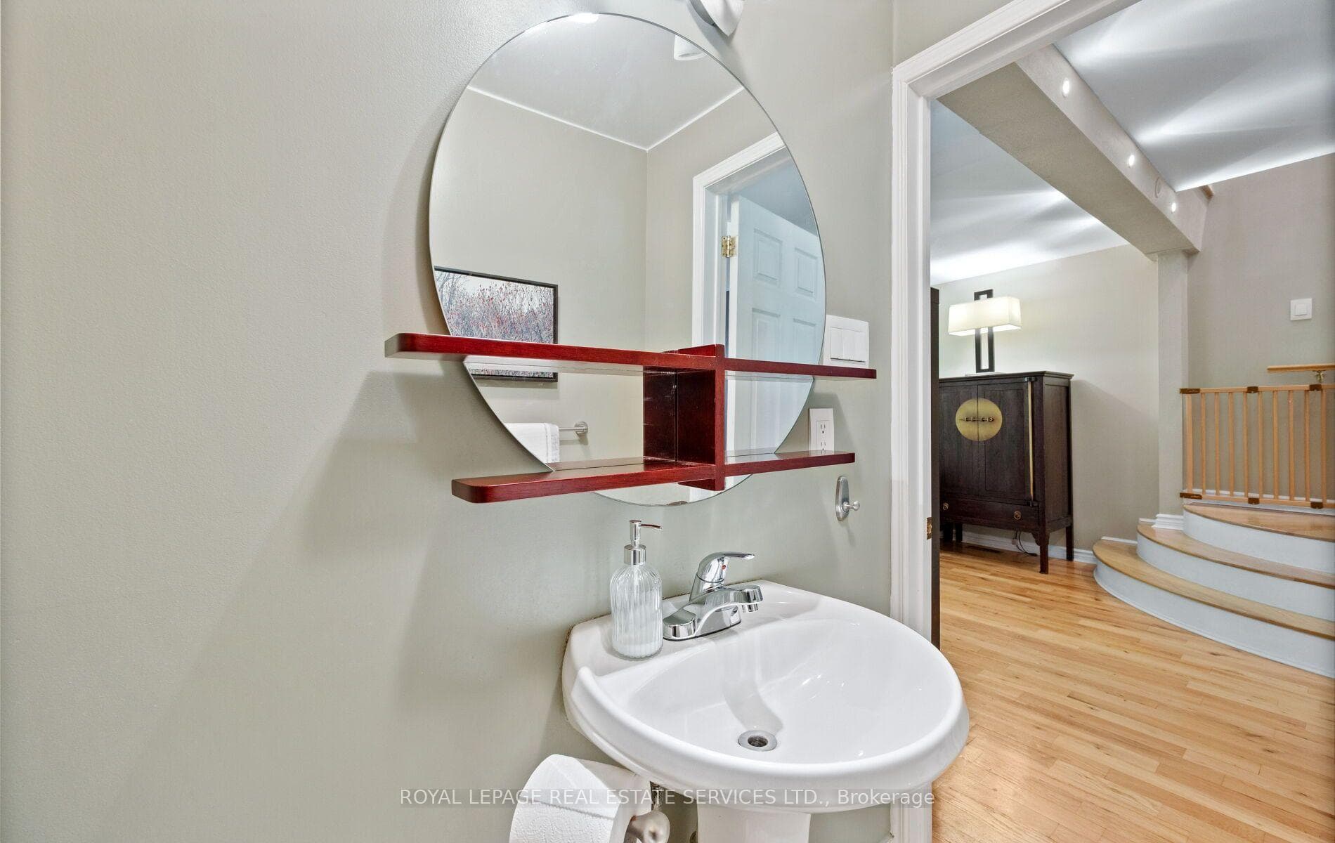 613 Beresford Avenue photo 19