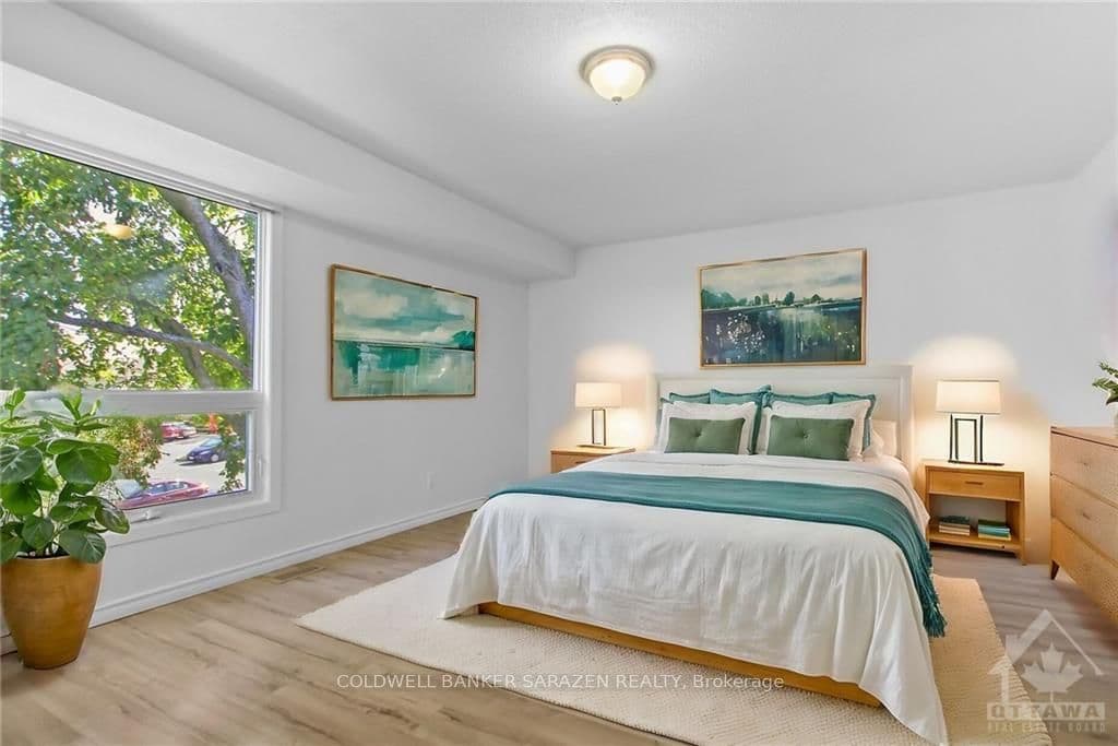 57 WOODFIELD Drive Unit B photo 17