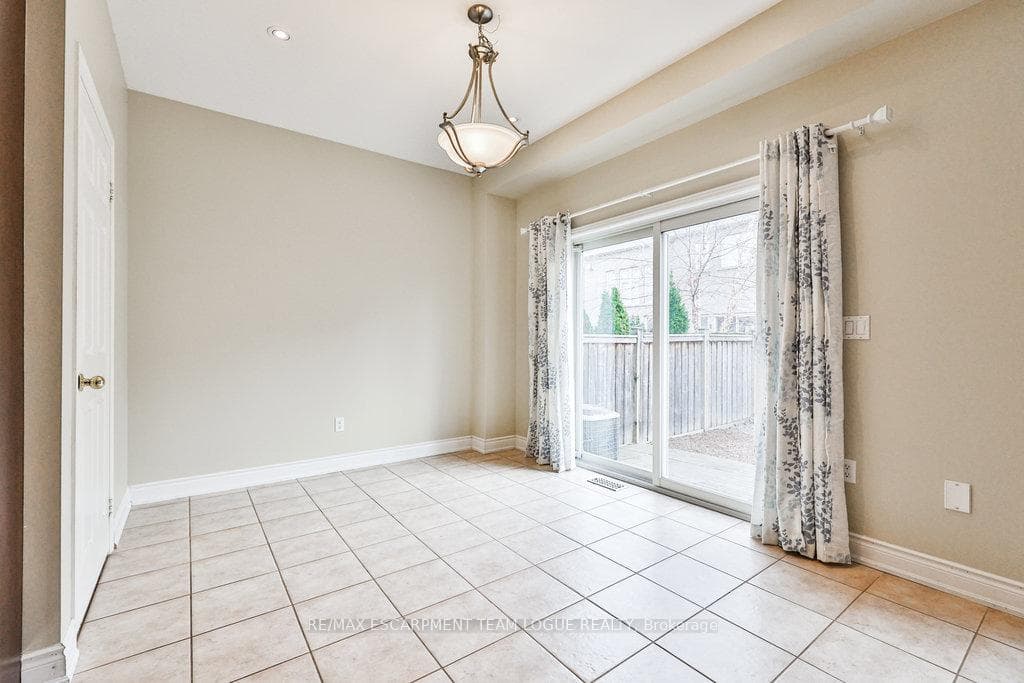 3285 Steeplechase Drive photo 12