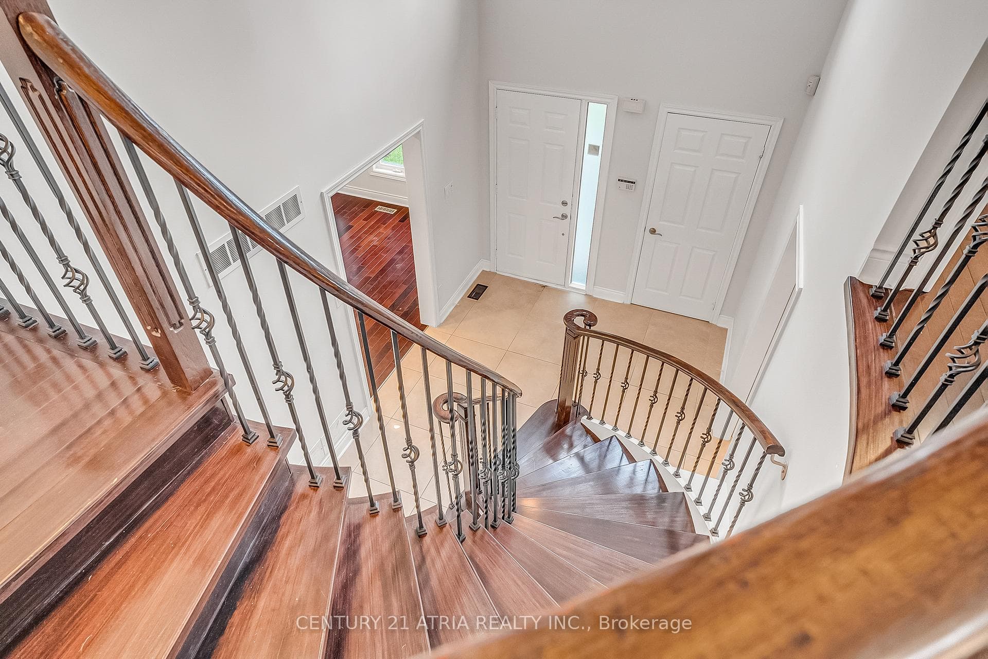 130 Mountbatten Road photo 19