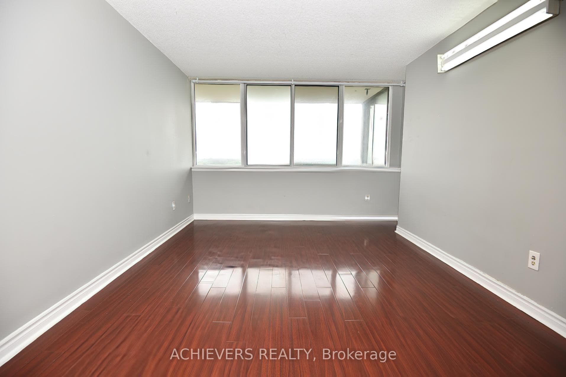 21 Markbrook Lane Unit 1512 photo 34