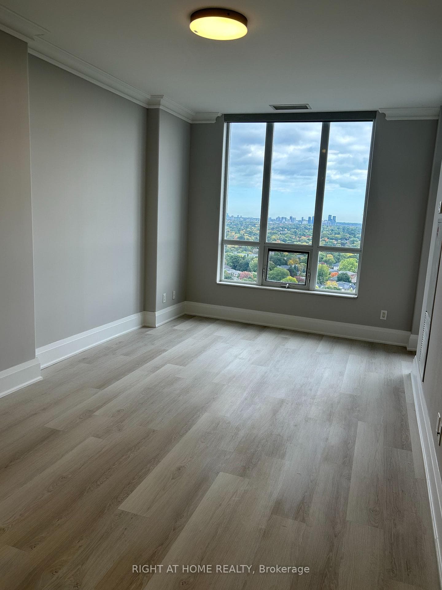 100 Harrison Garden Boulevard Unit GPH23 photo 12
