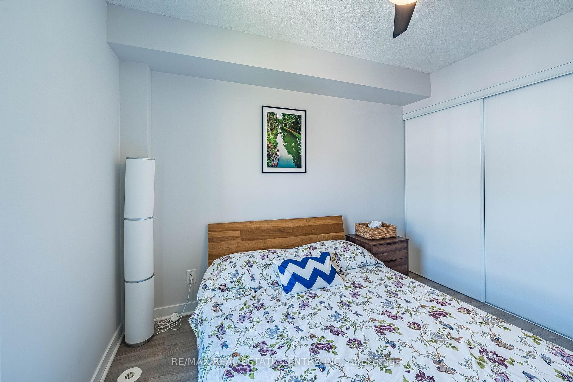 16 Laidlaw Street Unit 920 photo 26