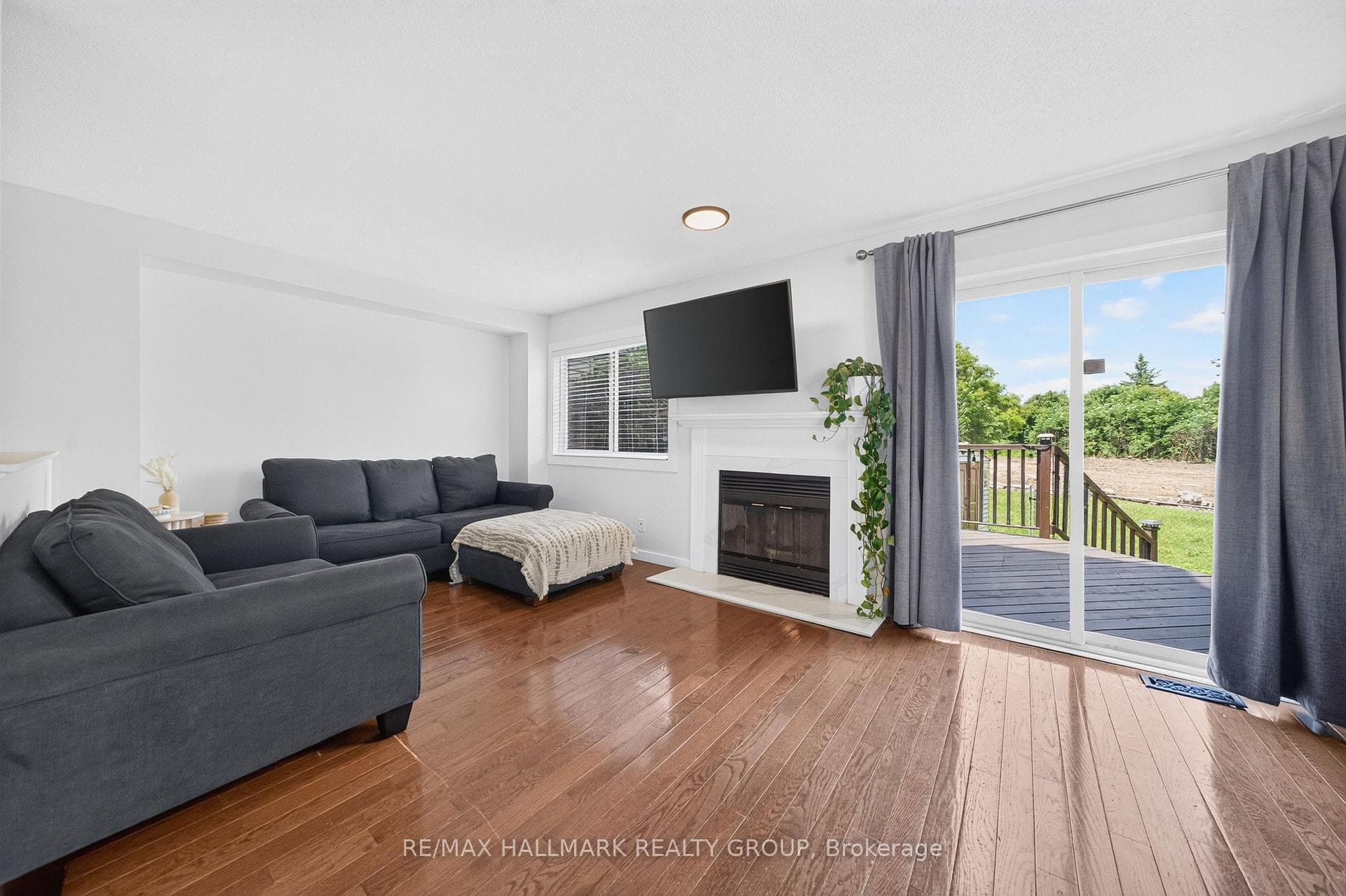 45 Birchbank Crescent photo 13