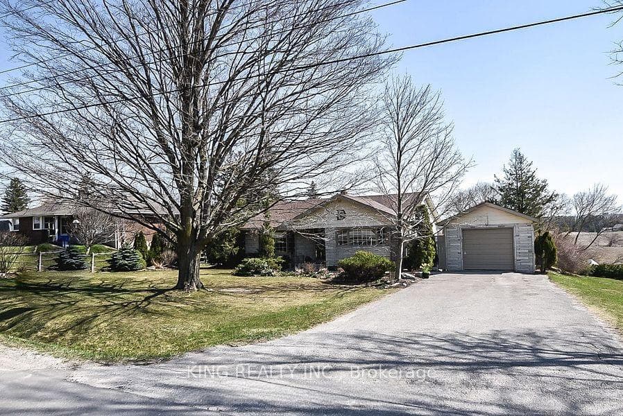 16605 Jane Street photo 1
