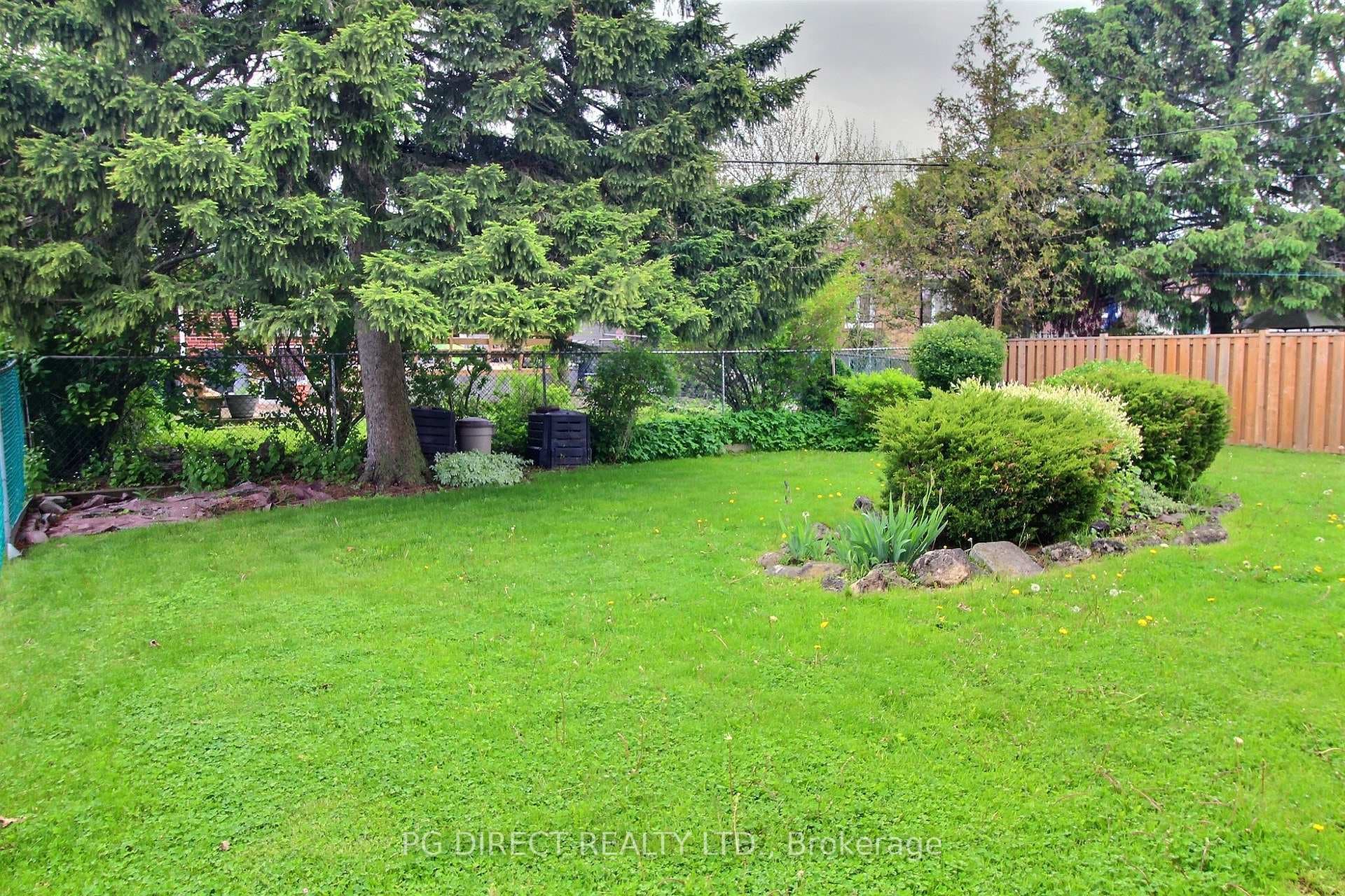8 Cushendun Road photo 4
