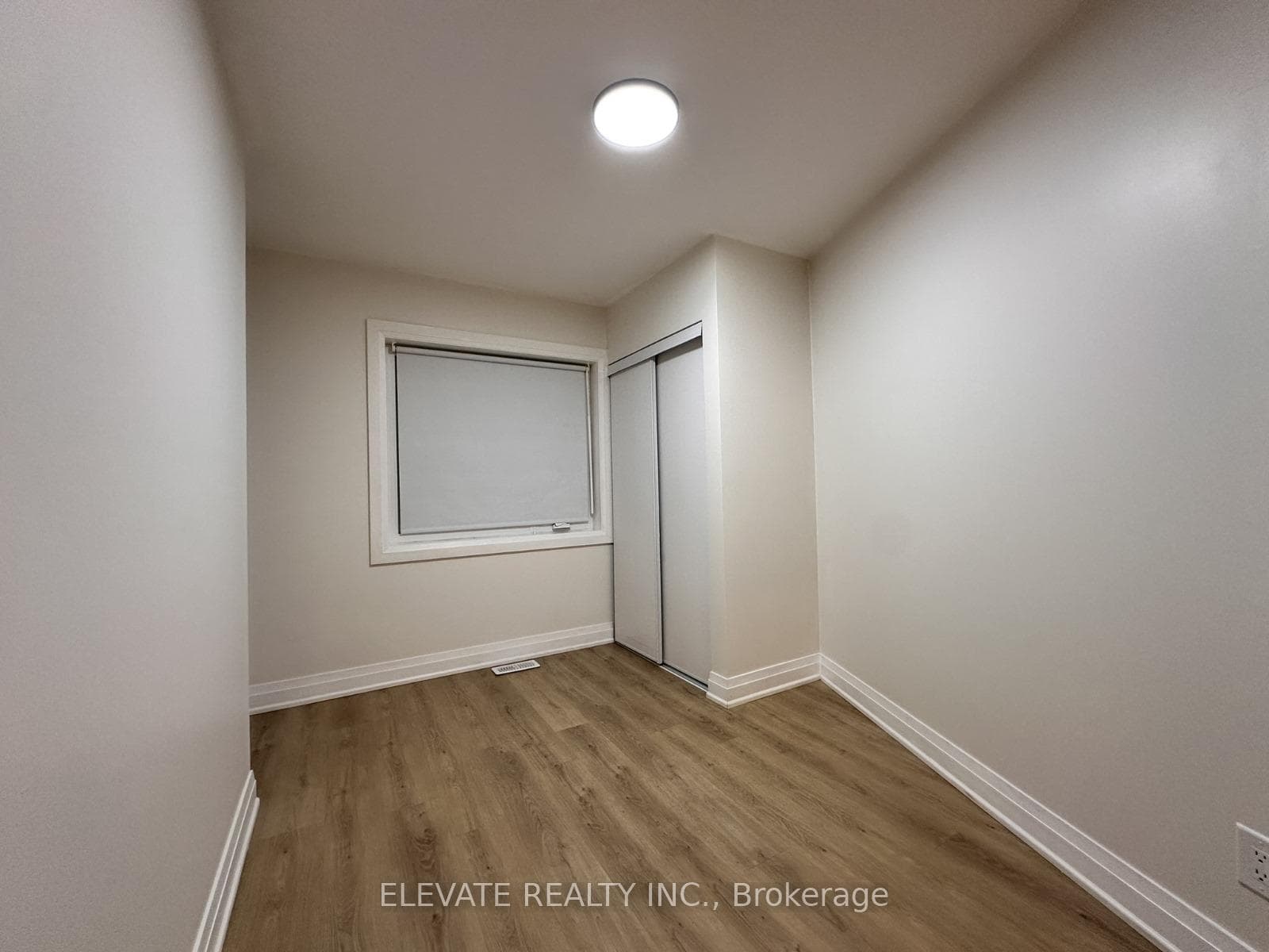 38 Lightbourn Avenue photo 13
