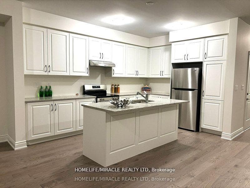 94 BERMONDSEY Way photo 8