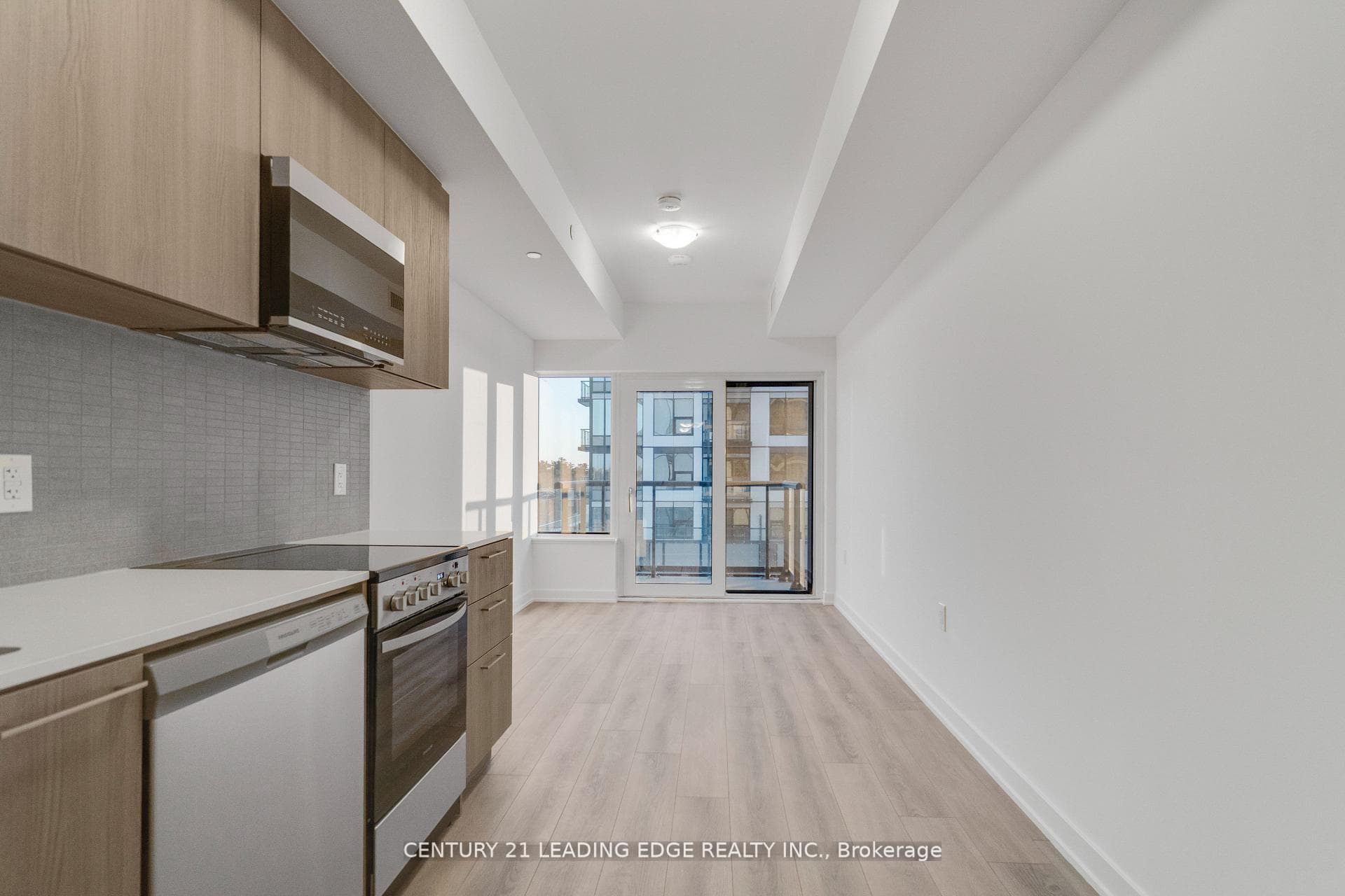 7437 Kingston Road Unit 505B photo 15