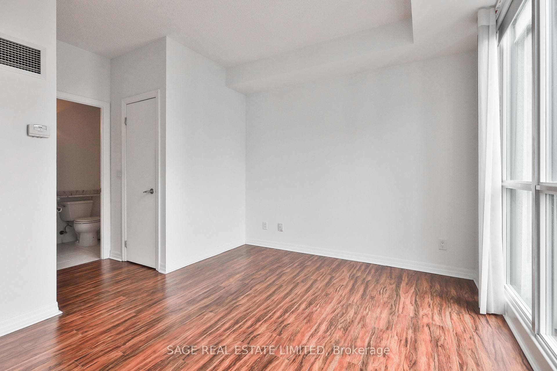 16 Yonge Street Unit 2711 photo 20