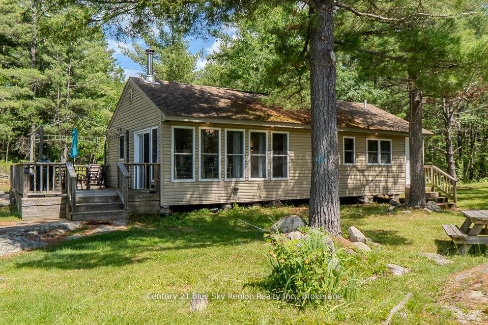285 C Ruston Road photo 1