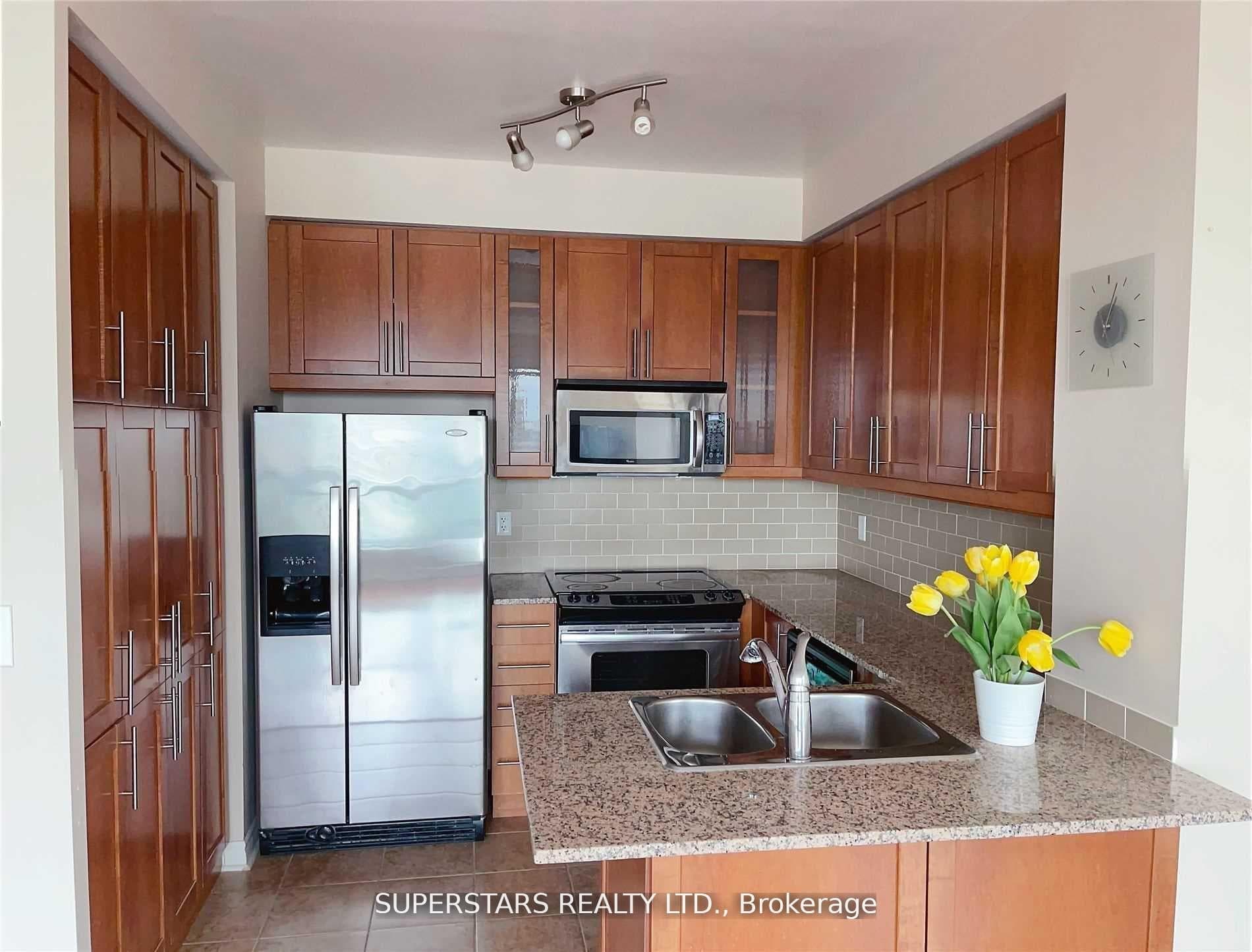 18 Holmes Avenue Unit 2010 photo 6