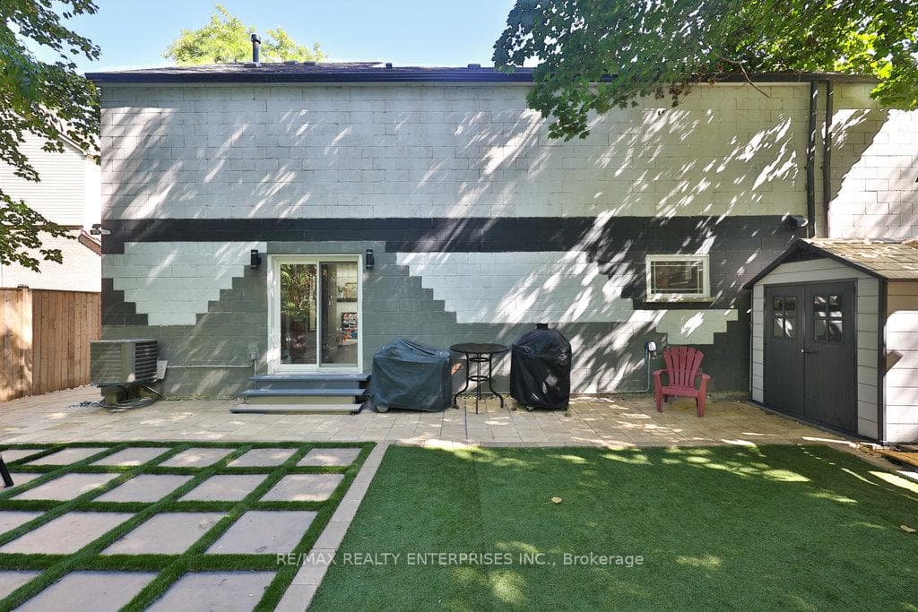 1106 Kos Boulevard photo 36
