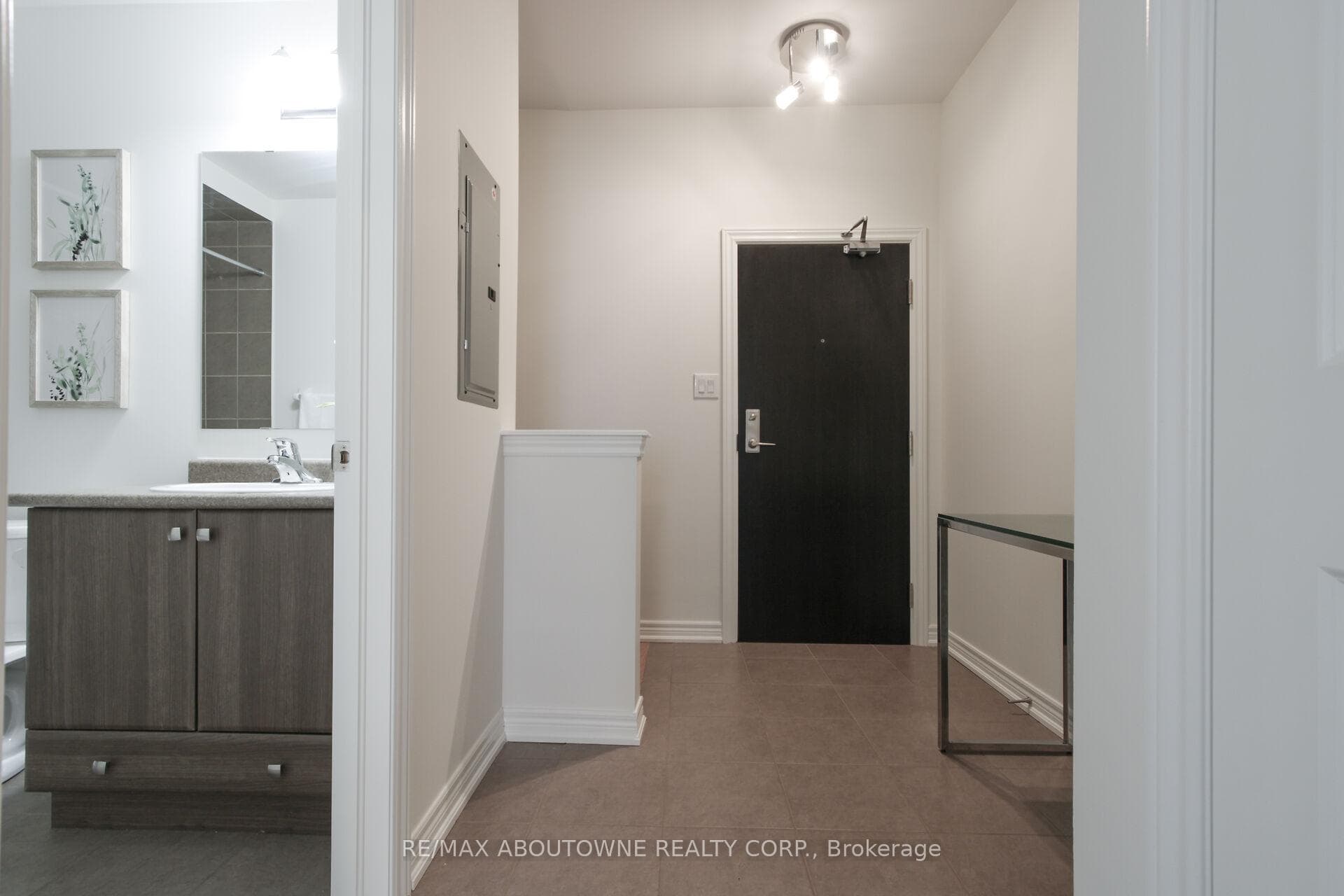 2339 Sawgrass Drive Unit 206 photo 17