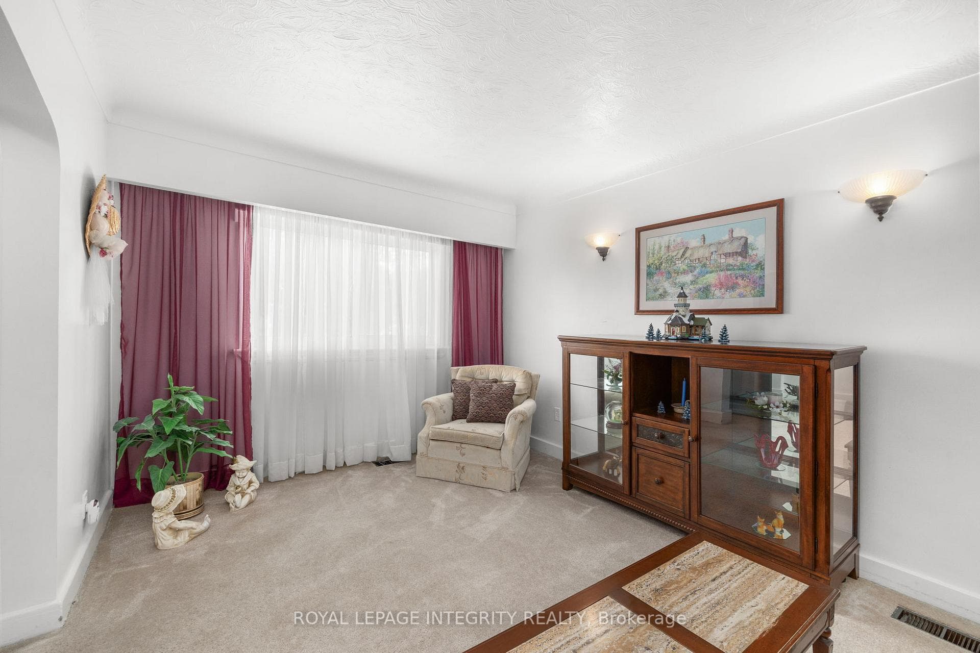 1081 Kenaston Street photo 15