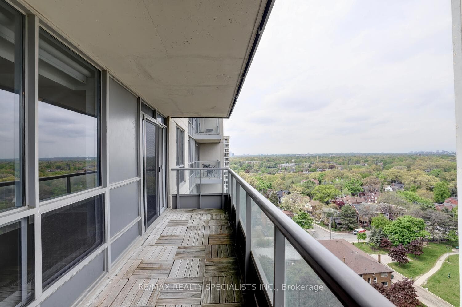 70 High Park Avenue Unit 1401 photo 23