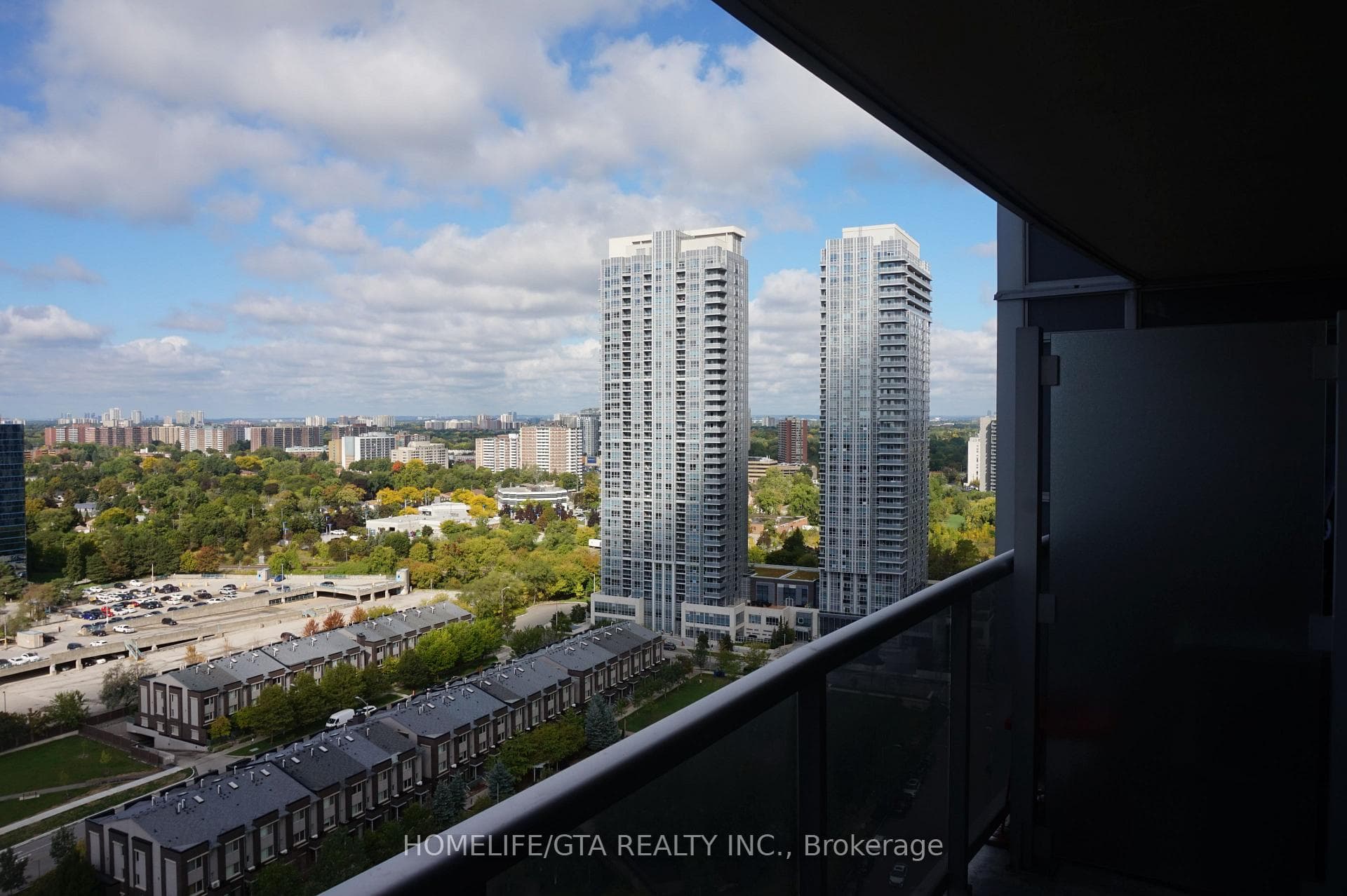 135 Village Green Square Unit 2121 photo 25