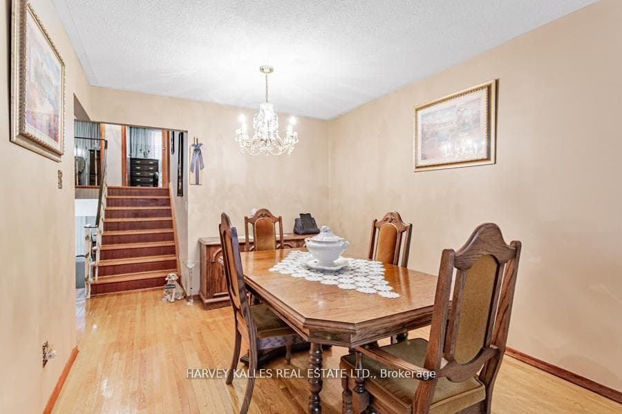 33 Tolton Drive photo 9
