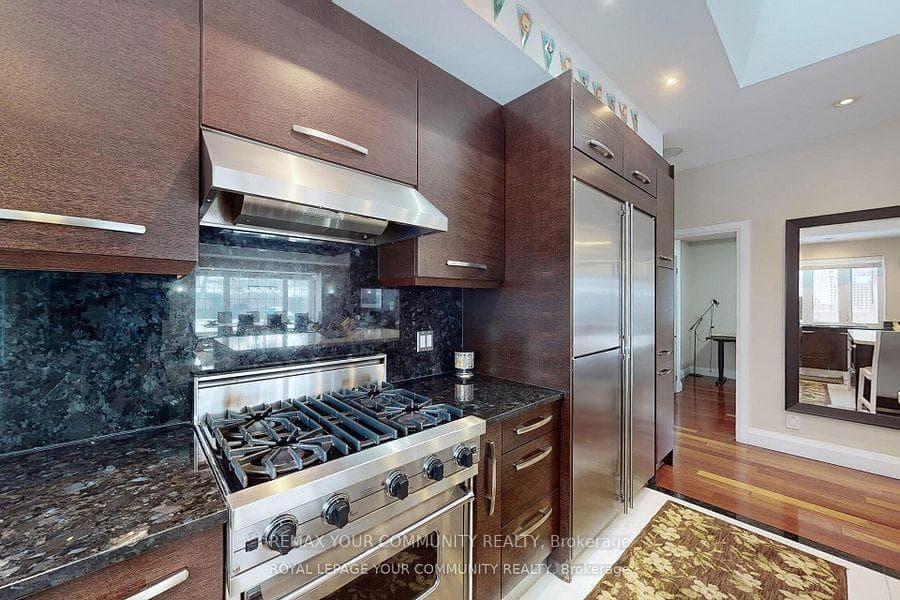 25 ALDERDALE Court photo 8