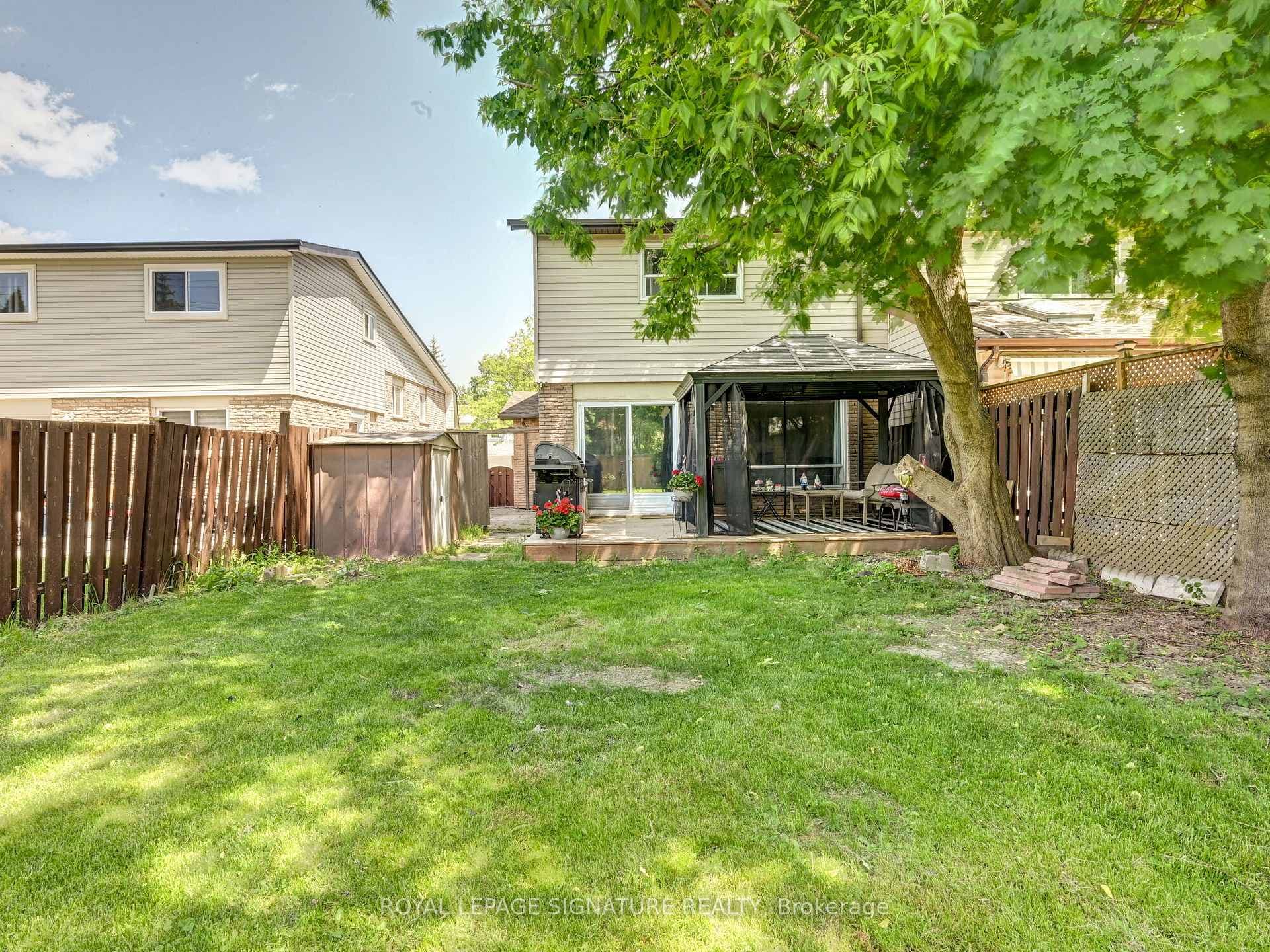 6412 Chaumont Crescent photo 27