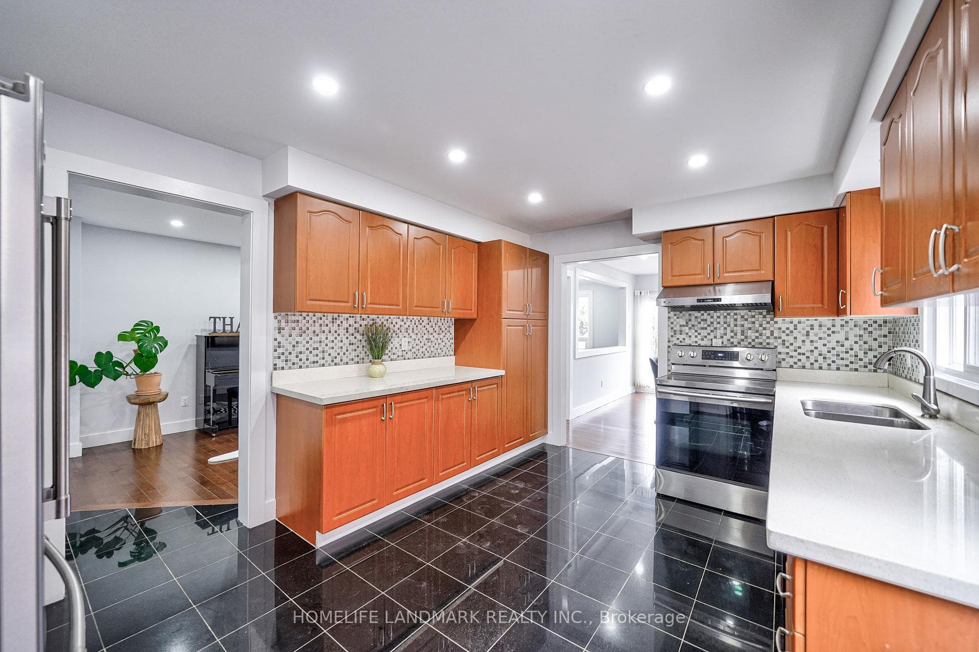 22 Lavron Court photo 10