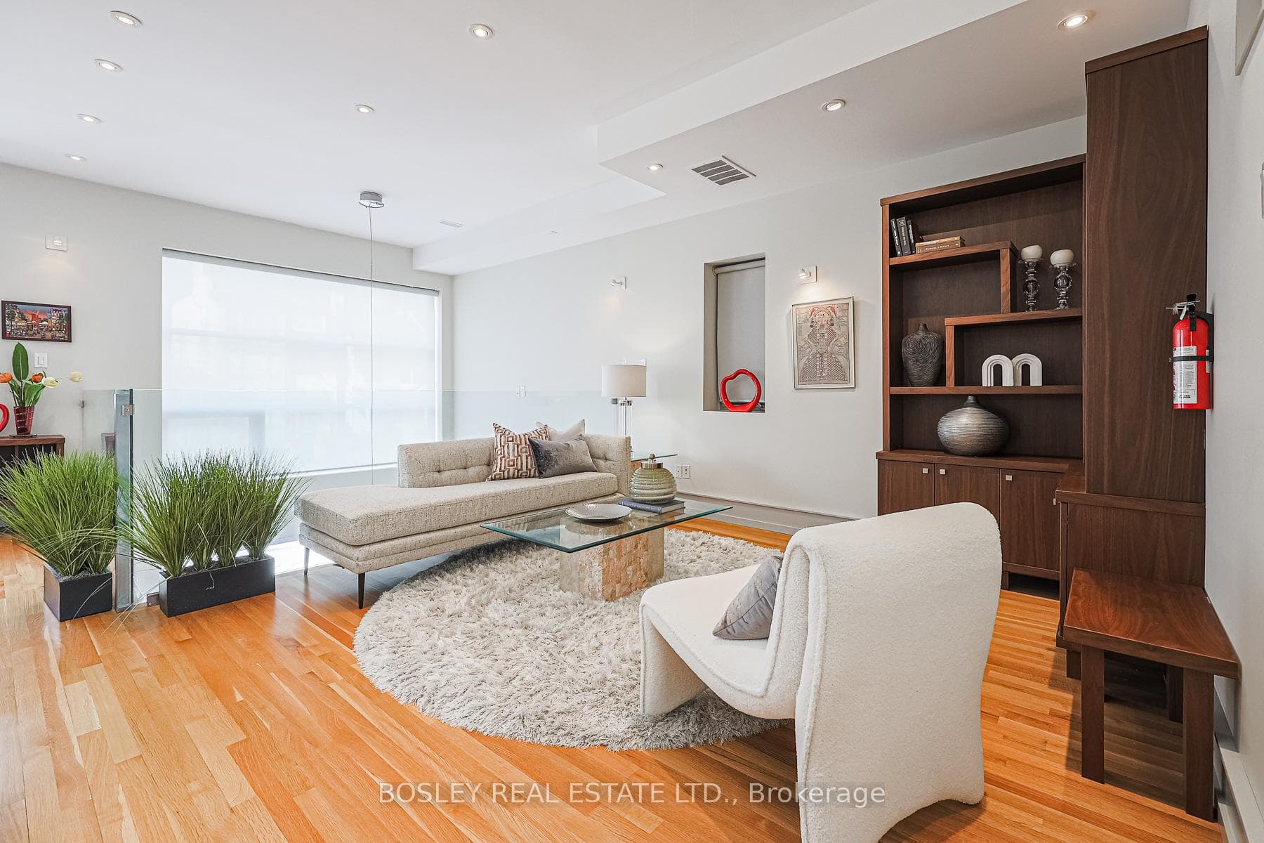 93 Walker Avenue photo 19