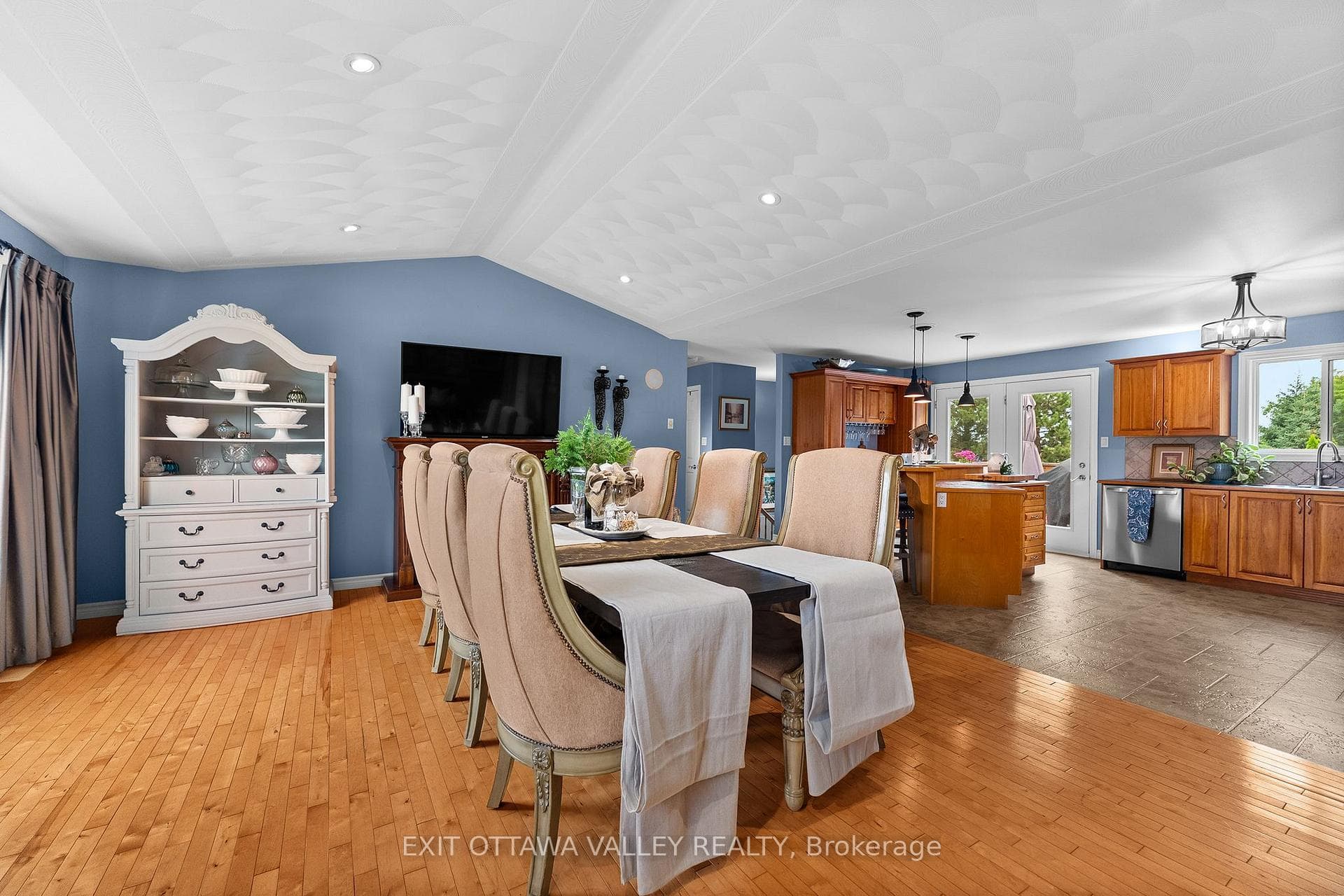 62 Meadowview Drive photo 7