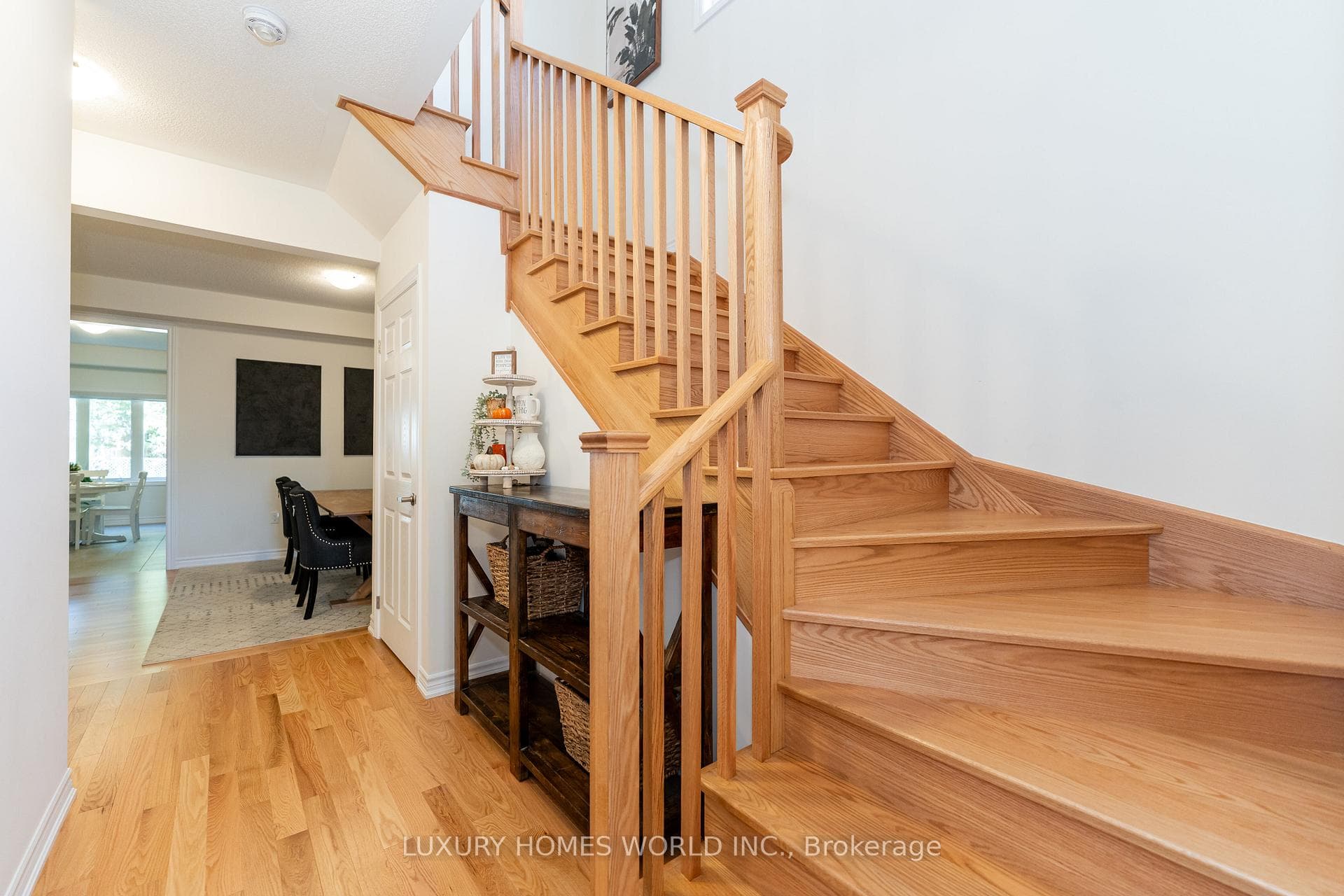 273 Fleetwood Drive photo 7