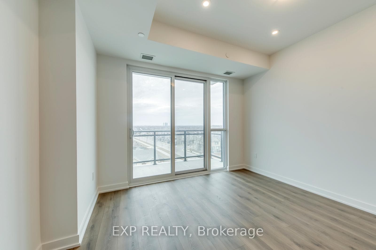 770 Whitlock Avenue Unit 606 photo 16