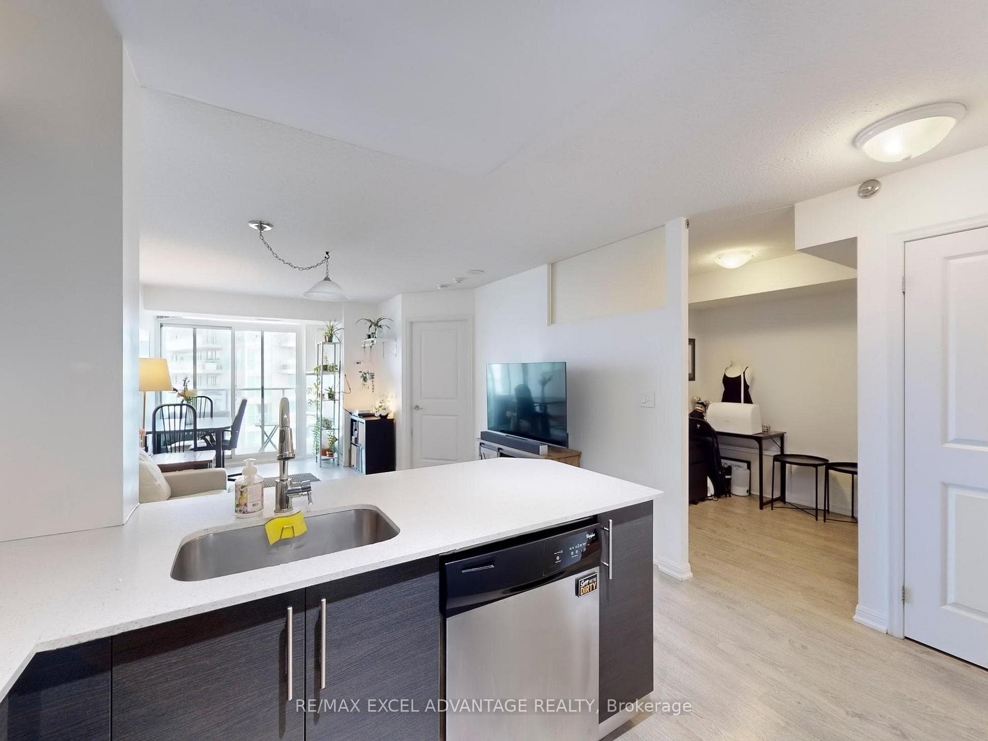 125 Western Battery Road Unit 2104 photo 7