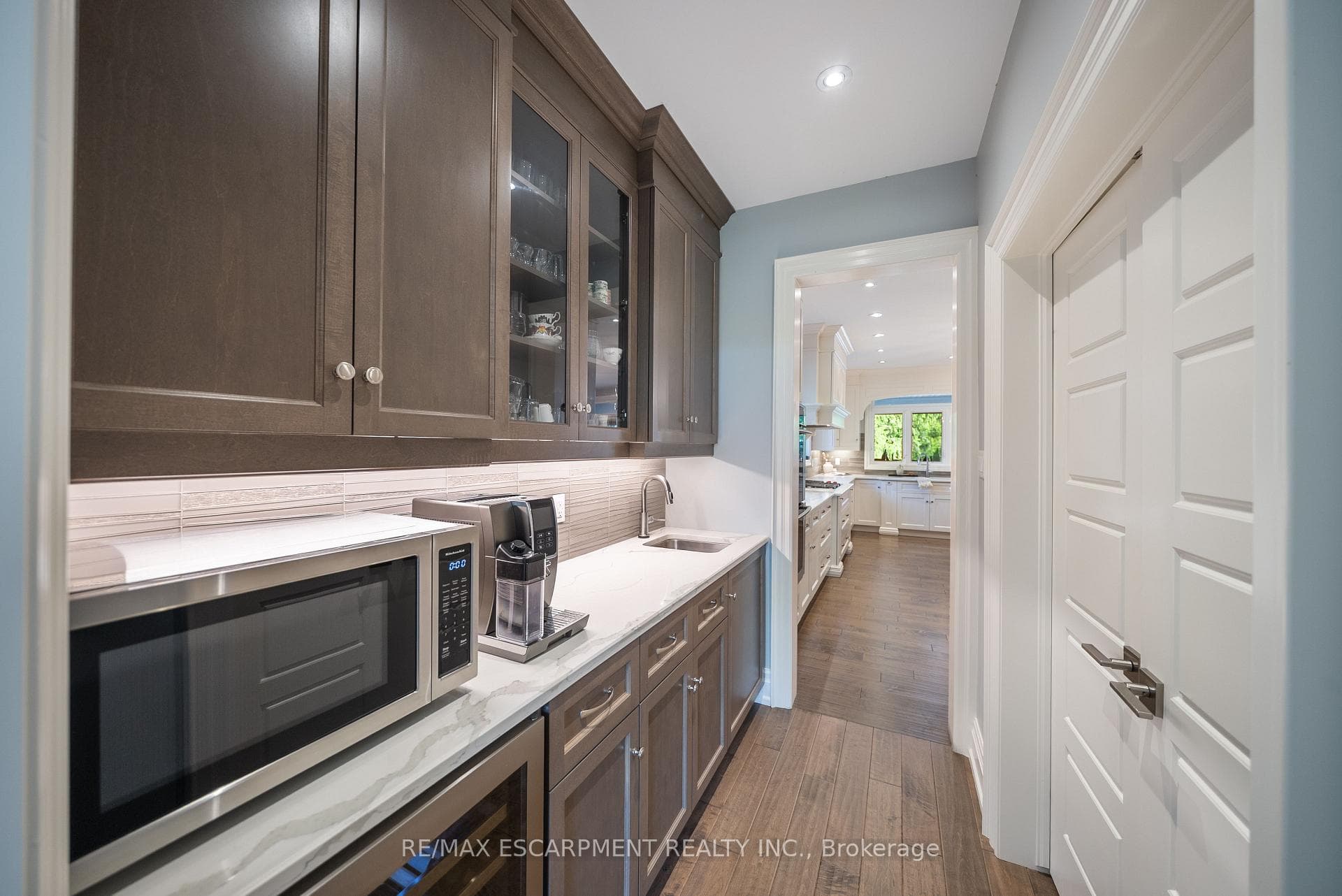 648 Cedar Avenue photo 12