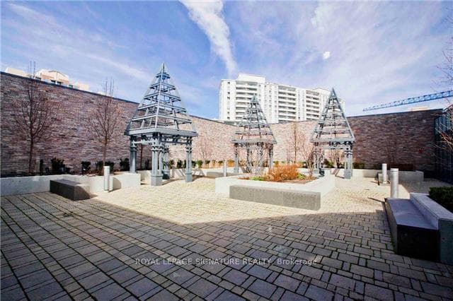5168 Yonge Street Unit 1703 photo 12