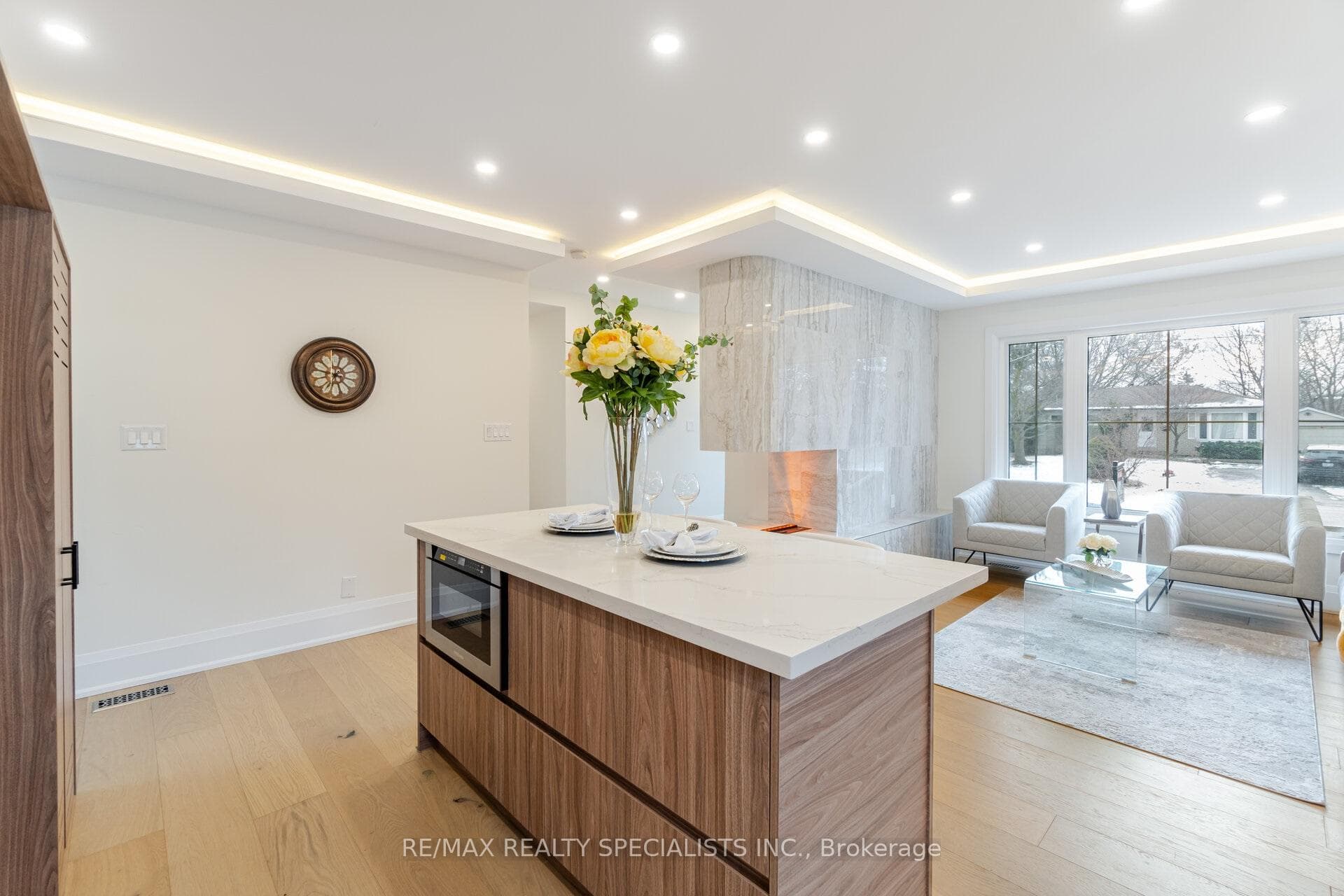 535 Sandbrook Road photo 9