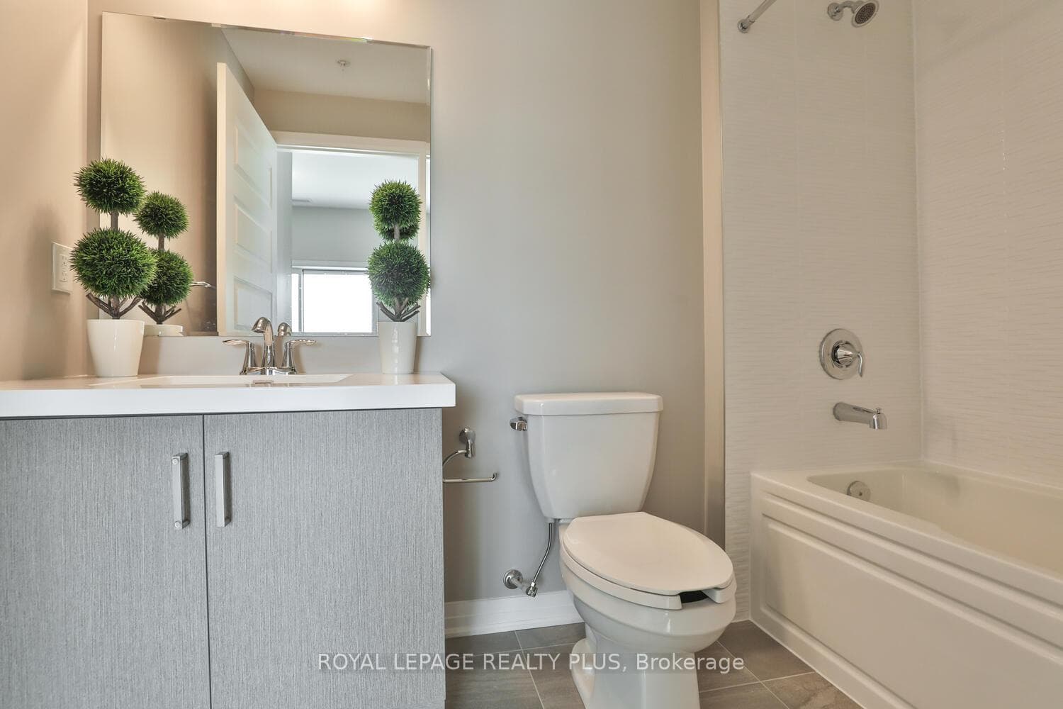 102 Grovewood Common N/A Unit 306 photo 24