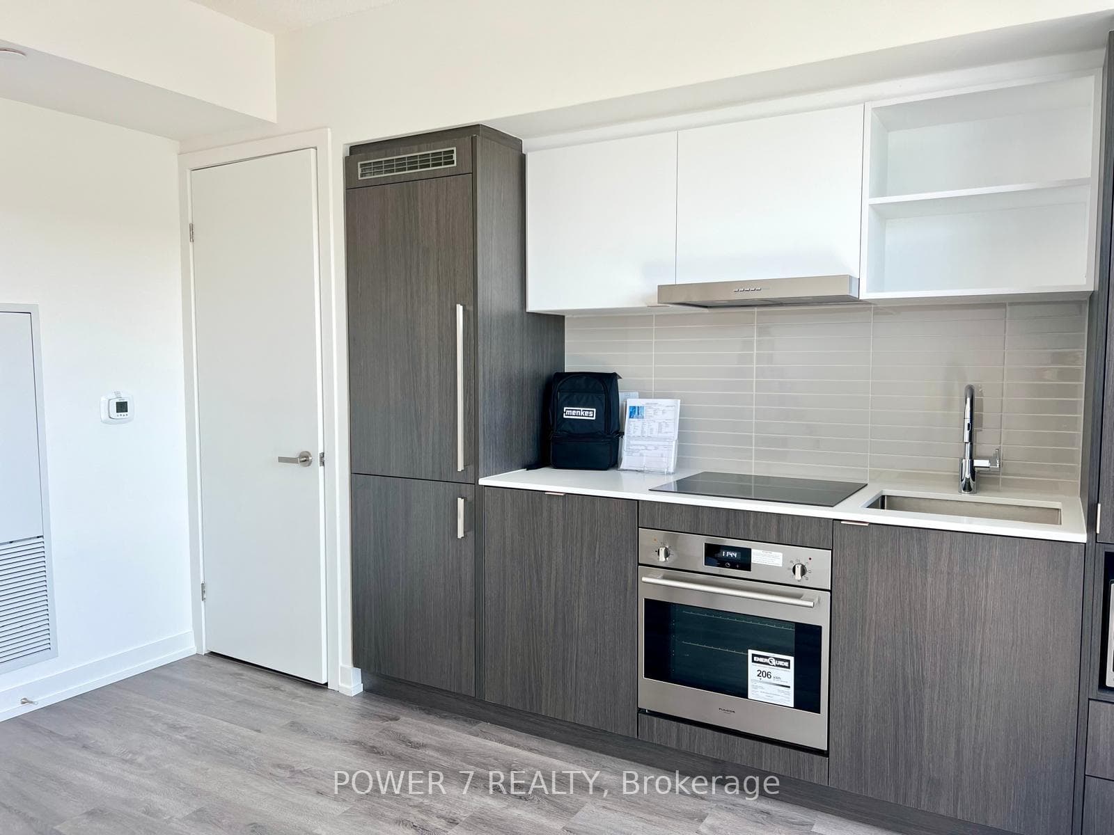138 Downes Street Unit 4110 photo 6