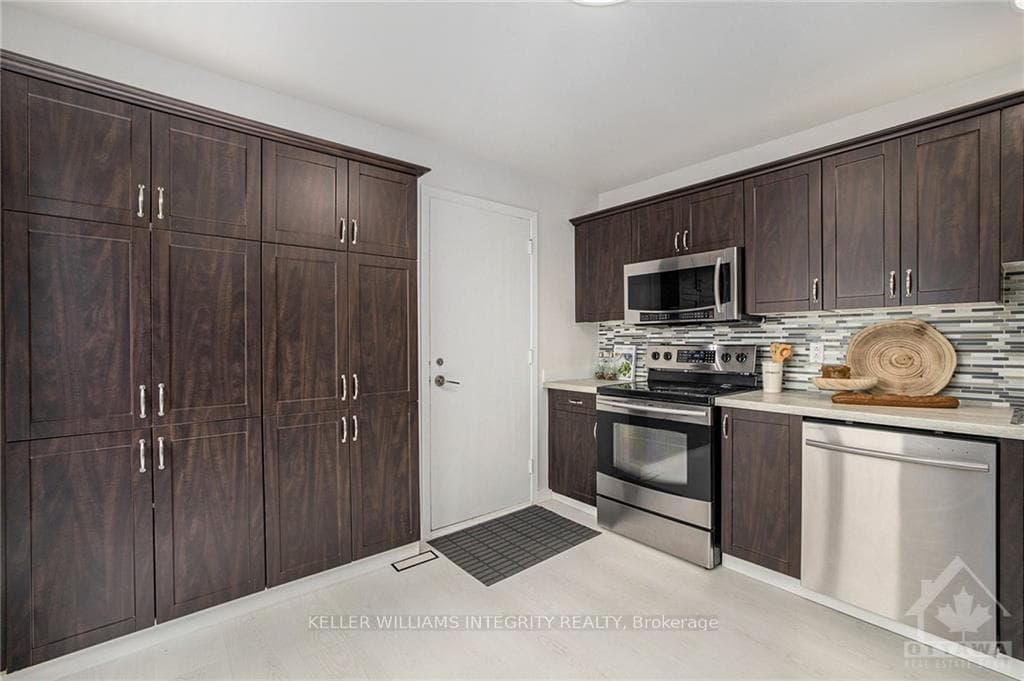 60 JACKSON Court photo 12