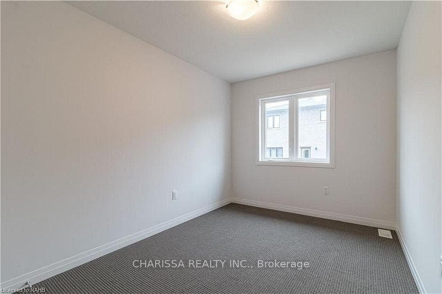 30 Greenwich Avenue photo 12