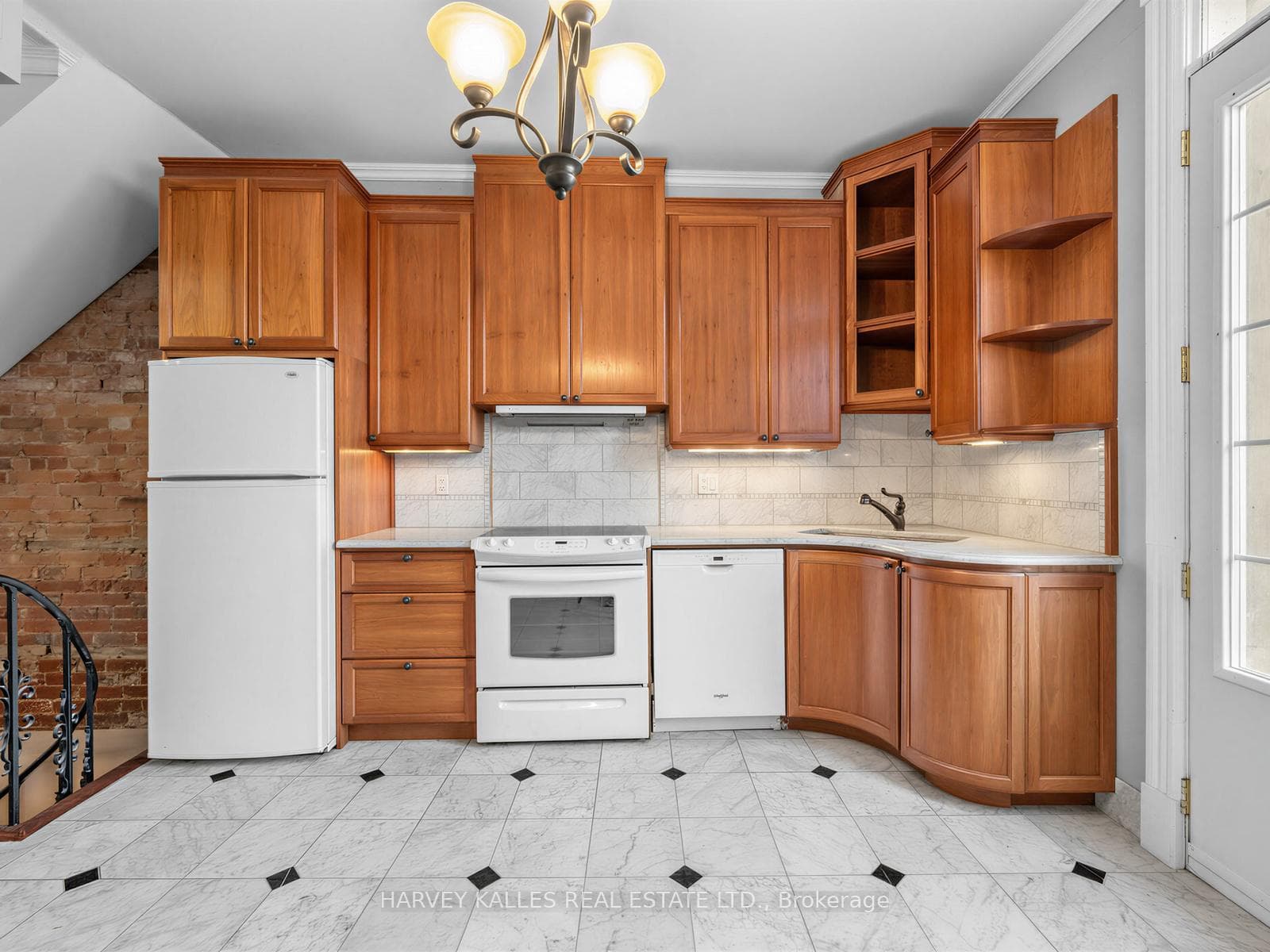 258 Harbord Street photo 8
