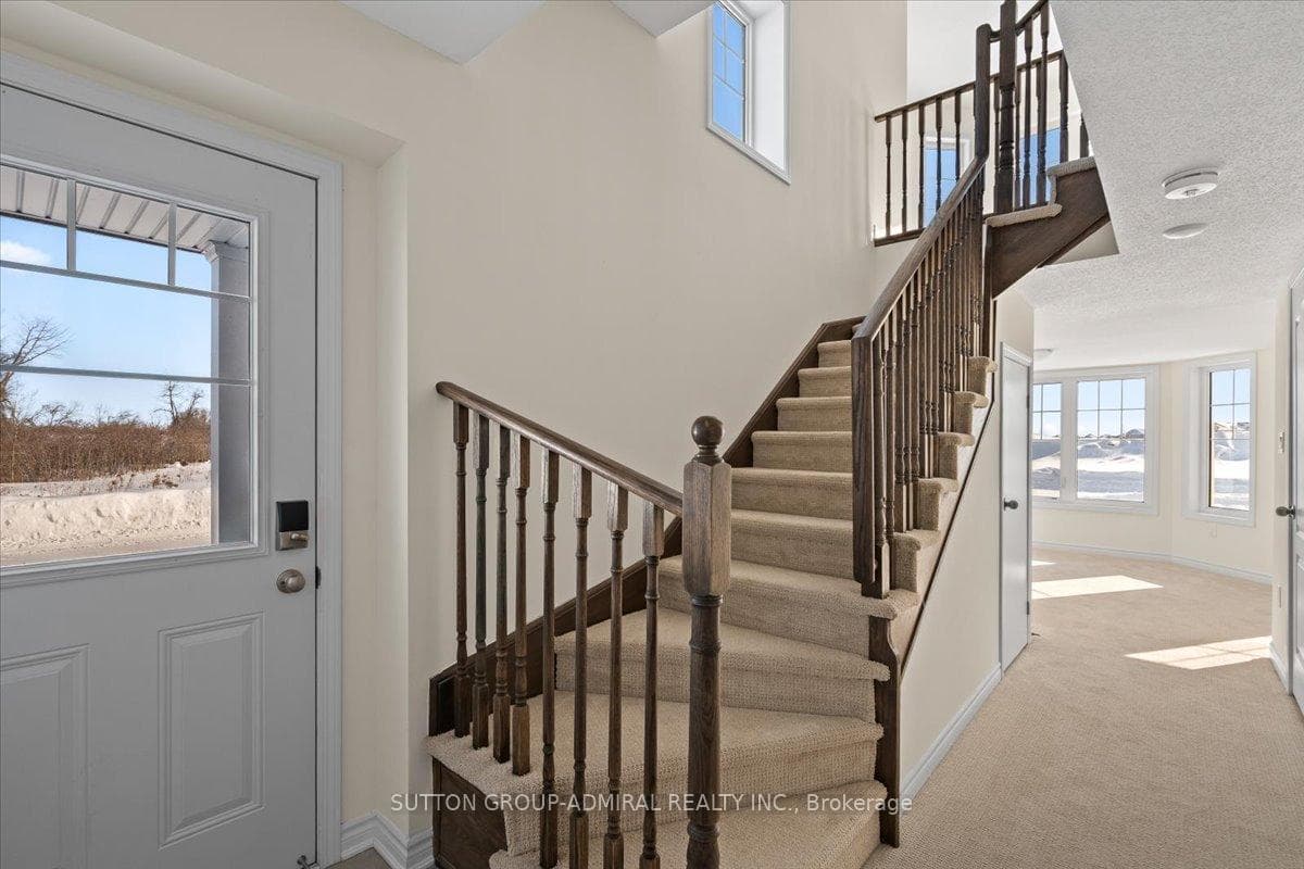 83 Shelburne Avenue photo 32